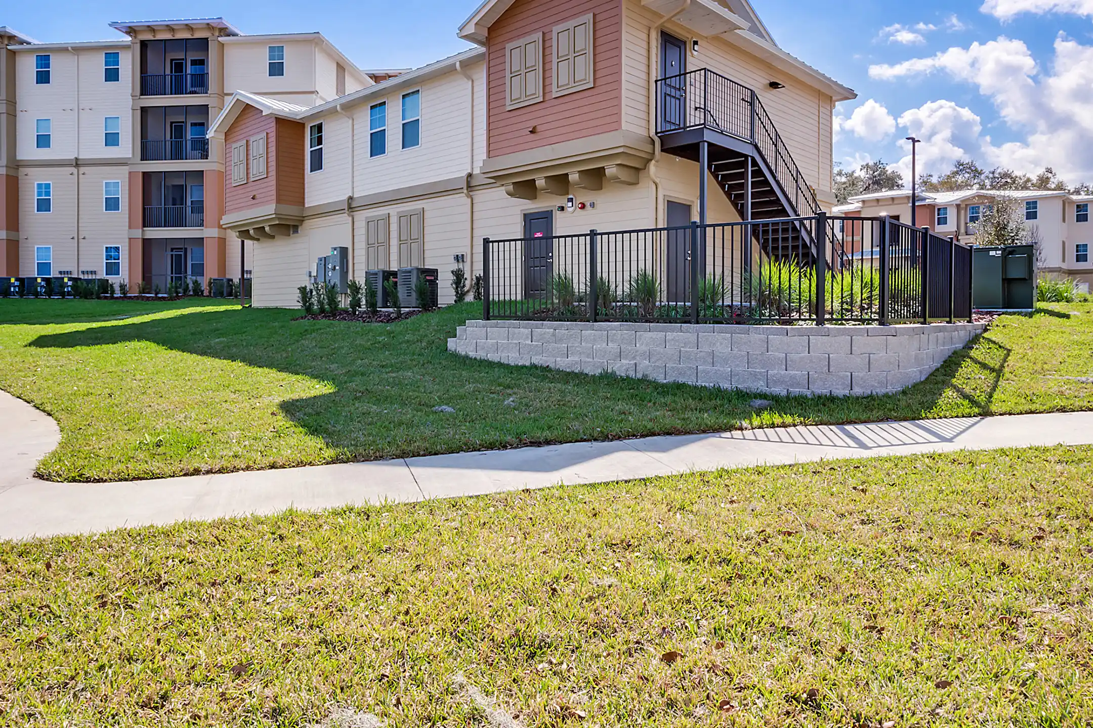 Lake Sumter Apartments 10816 NE 87th Loop Lady Lake, FL Apartments