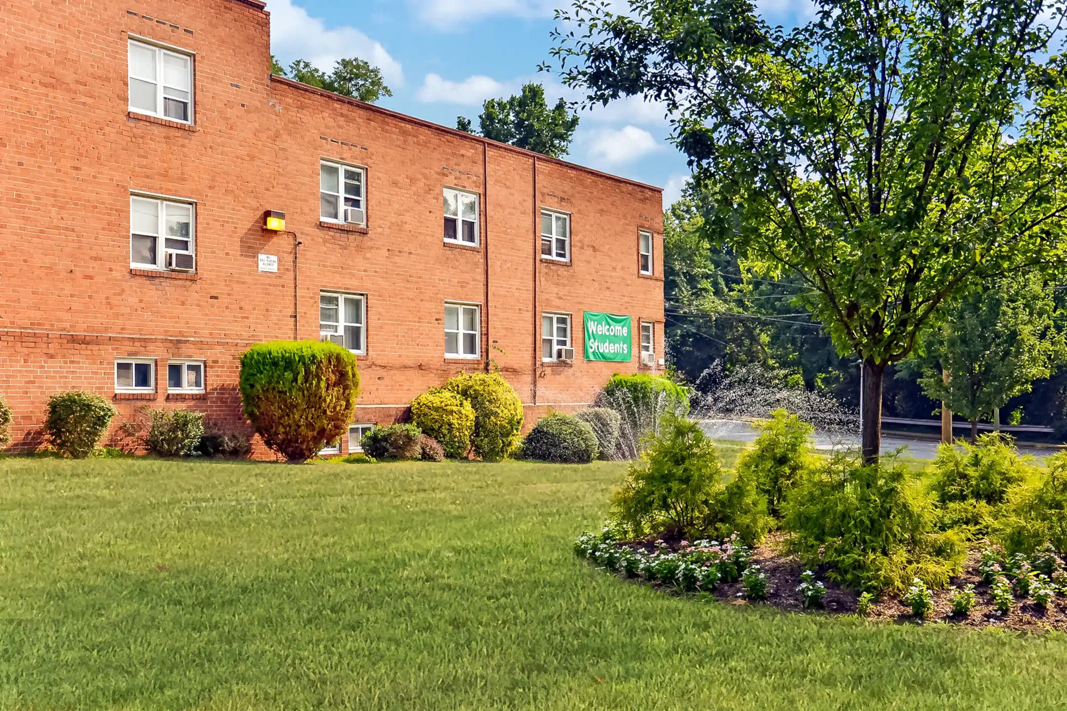 College Gardens Apartments & Townhouses Apartments Baltimore, MD 21229