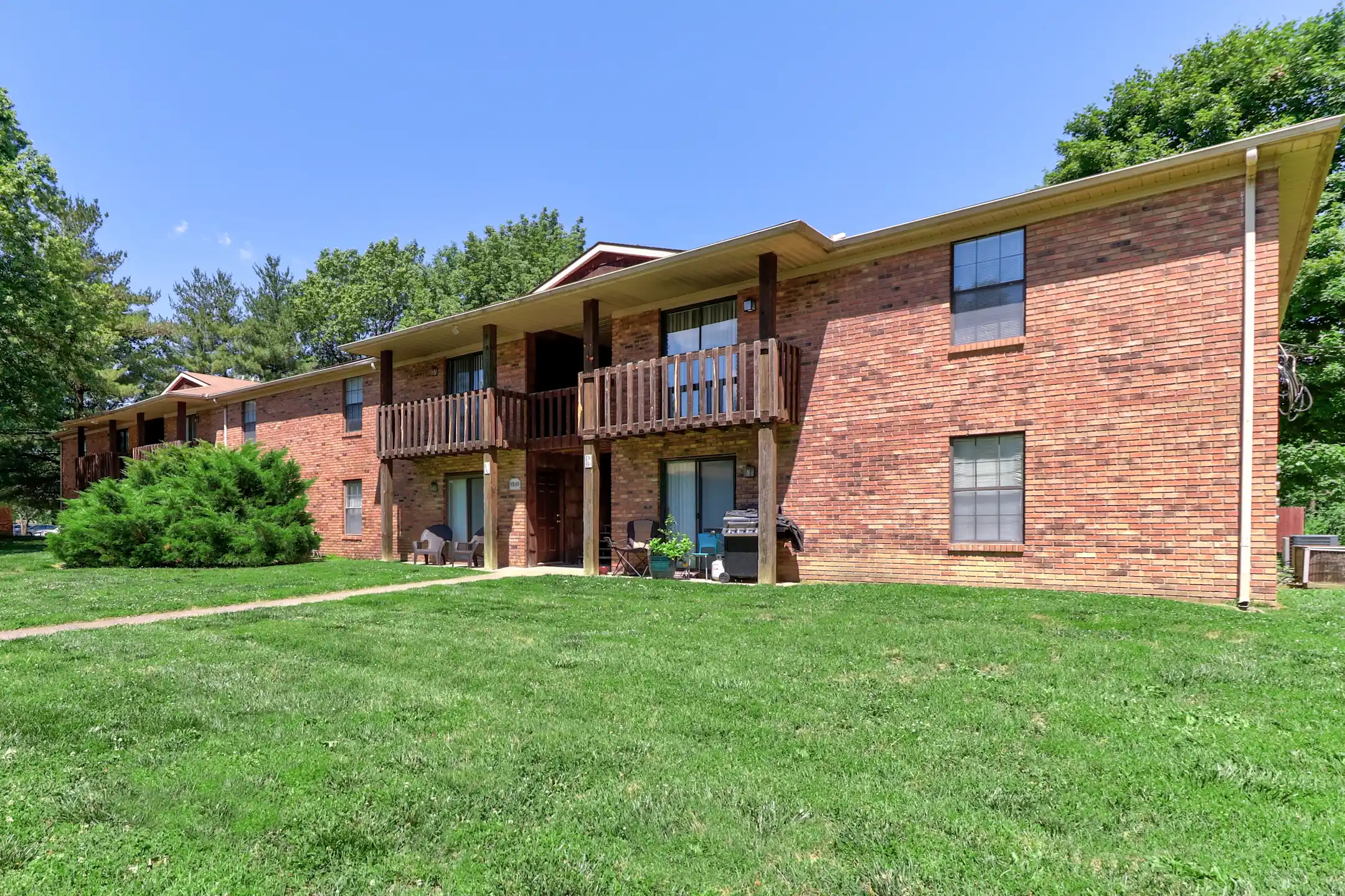 Pebble Creek Apartments Henderson, KY 42420