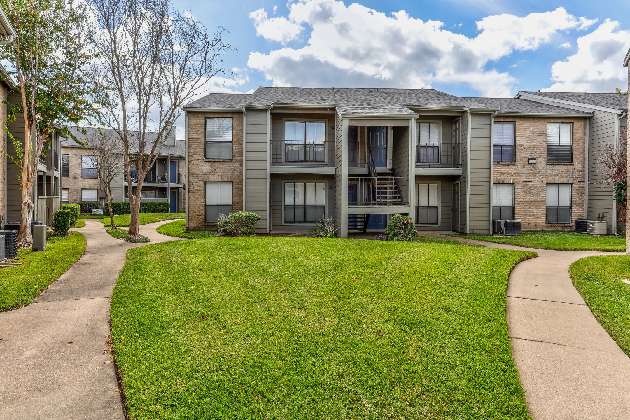 2400 BriarWest Apartments Houston TX 77077   De734340d29dbd850c028ed9fd140b2f