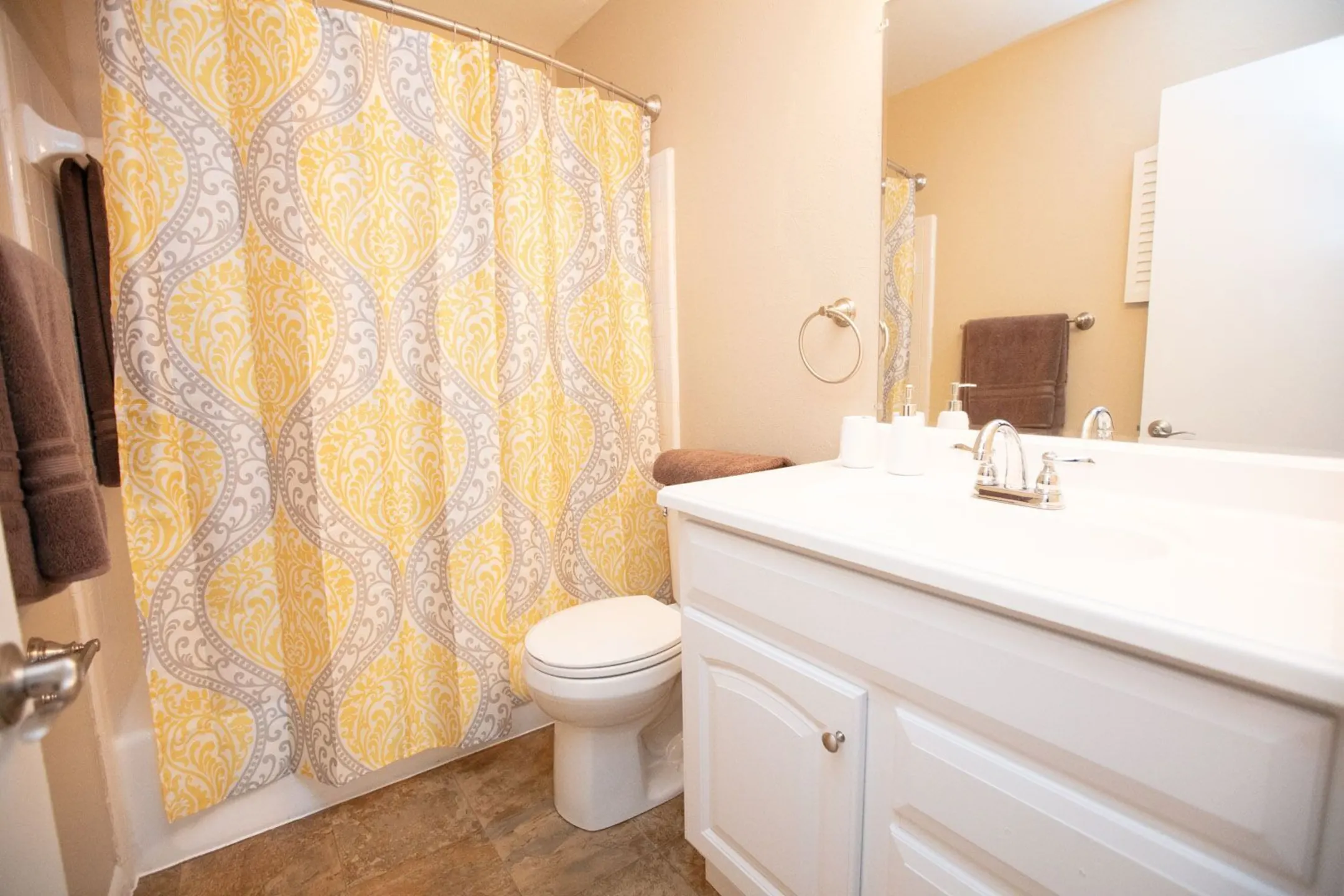 Bathroom - Boulder Creek Apartment Homes - Toledo, OH