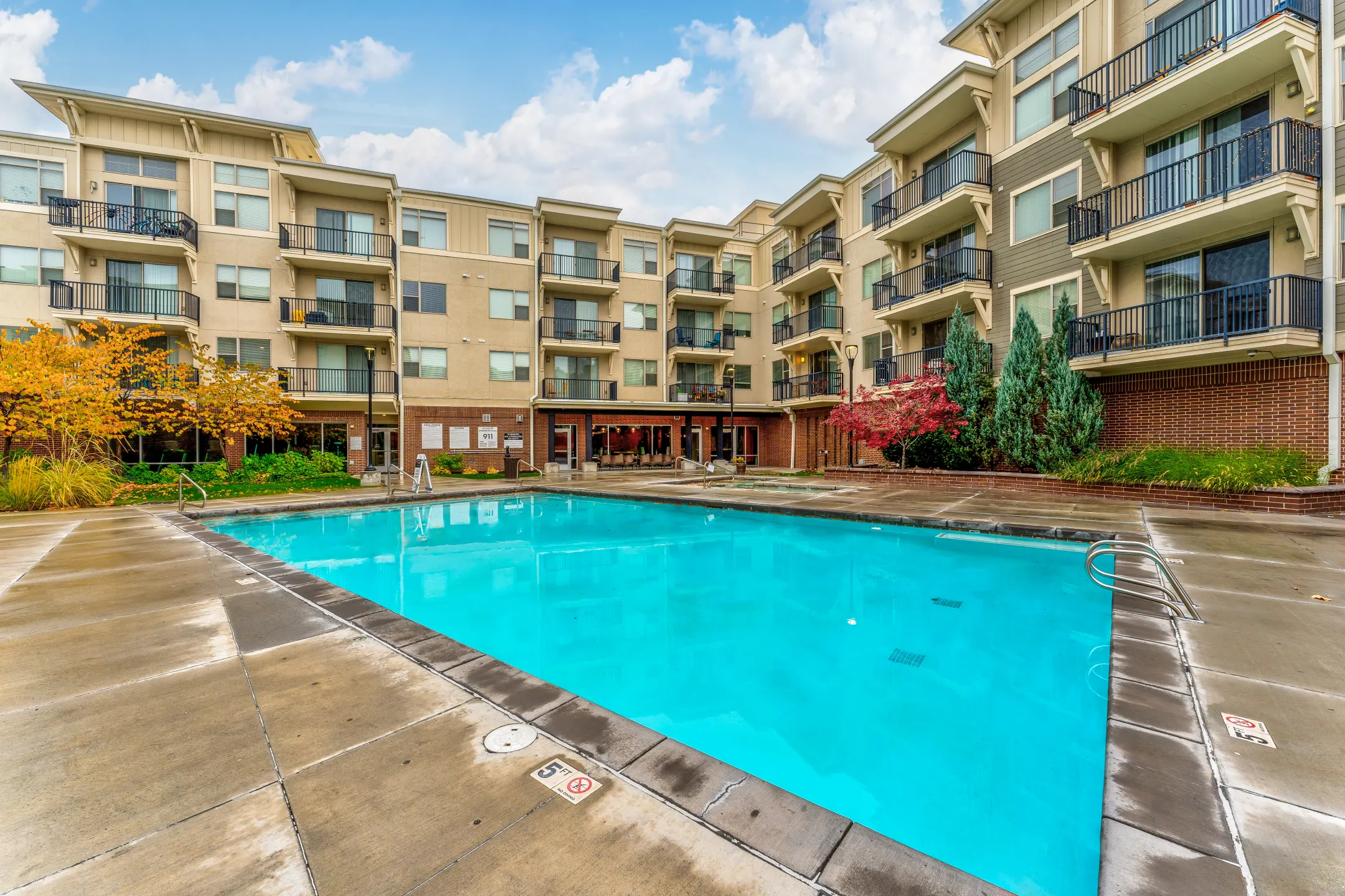 ICO Fairbourne Station Apartments - West Valley City, UT 84119