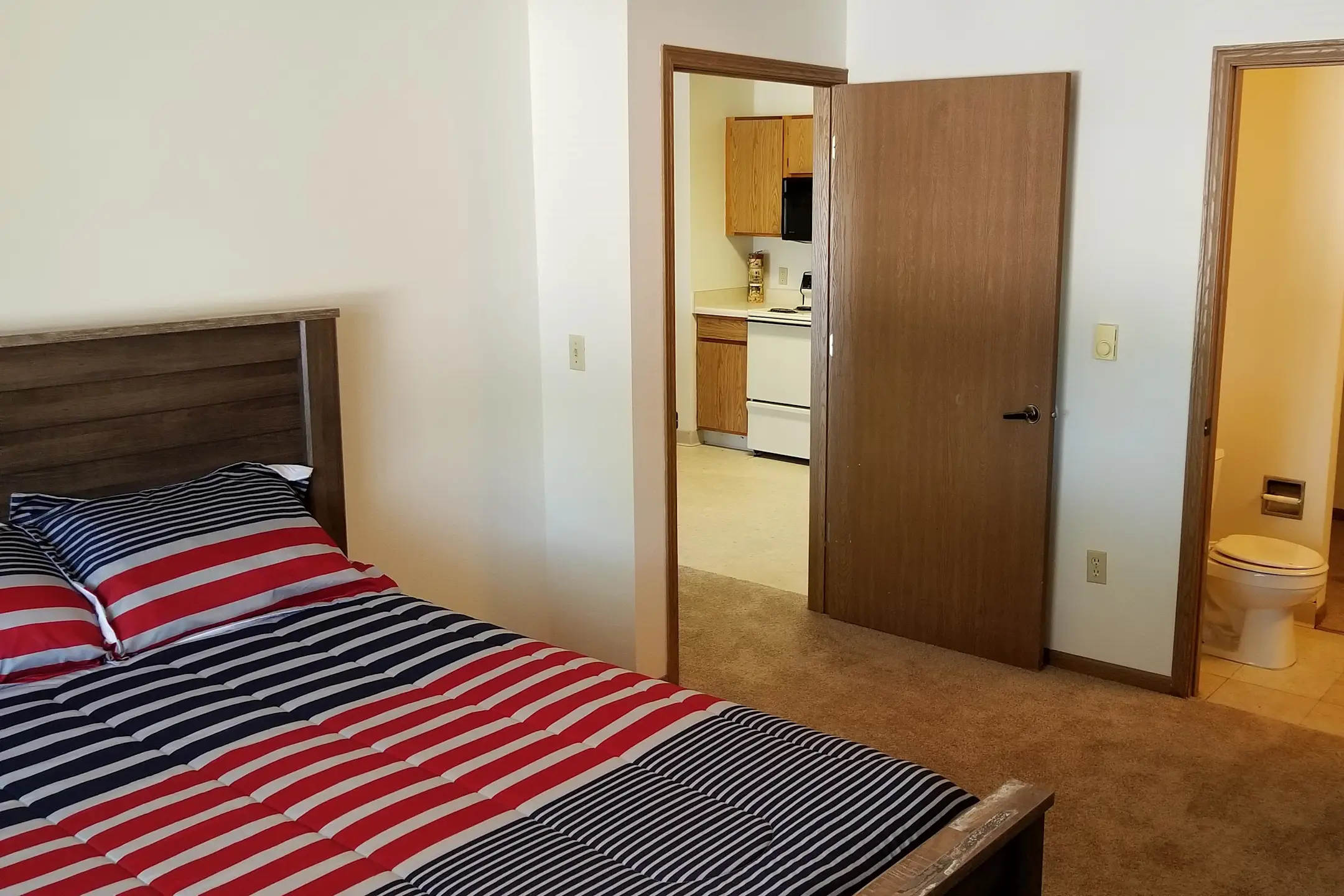 Colorado Park Apartments 401 Colorado St Muscatine, IA Apartments