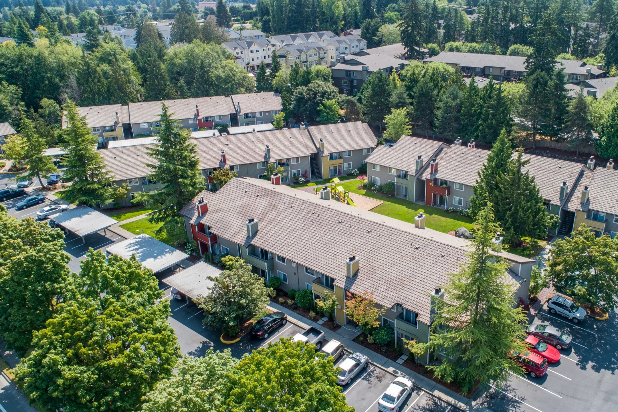 Quartz Creek Apartments