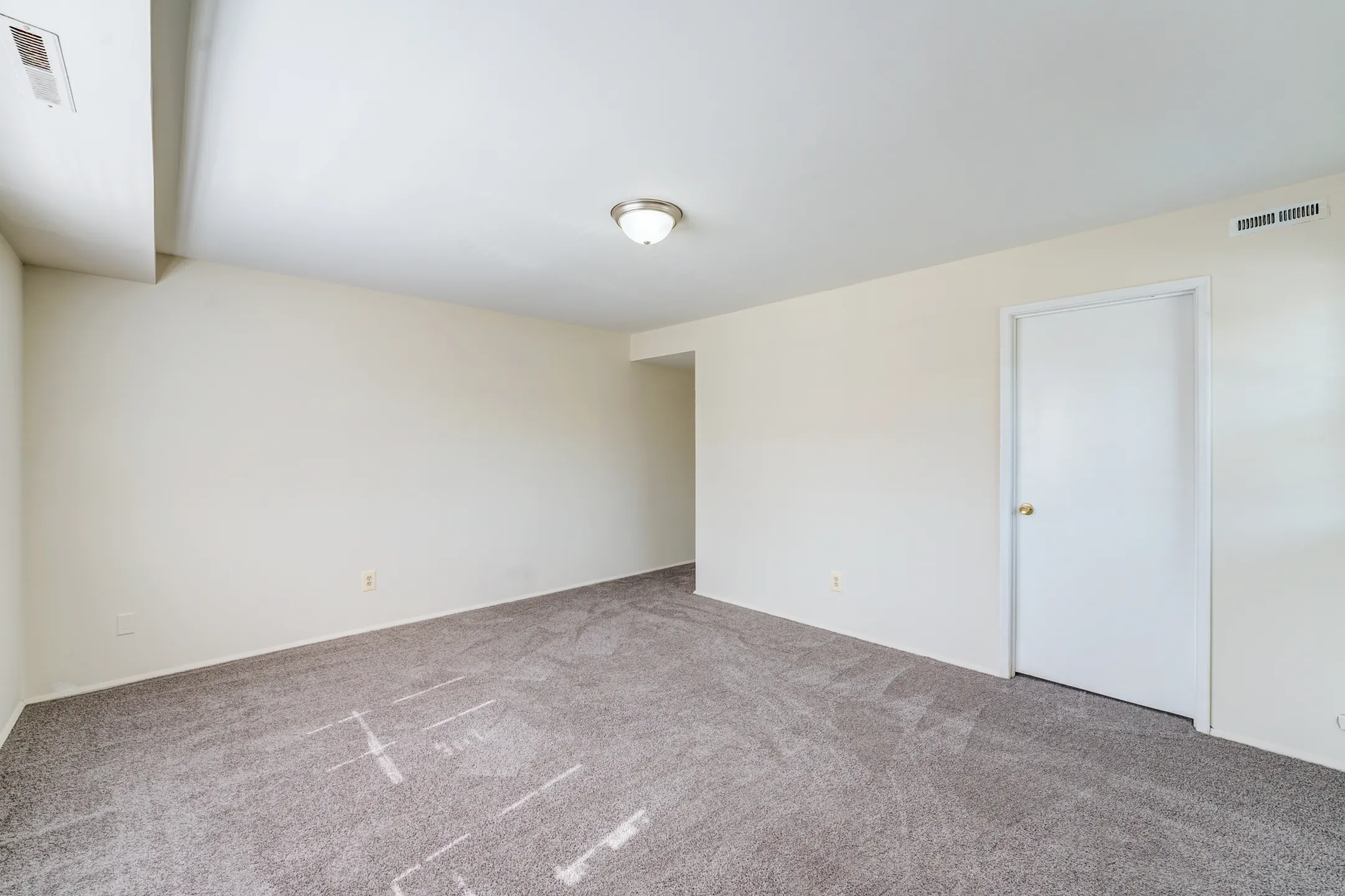 Pickwick Apartments Baltimore, MD 21209