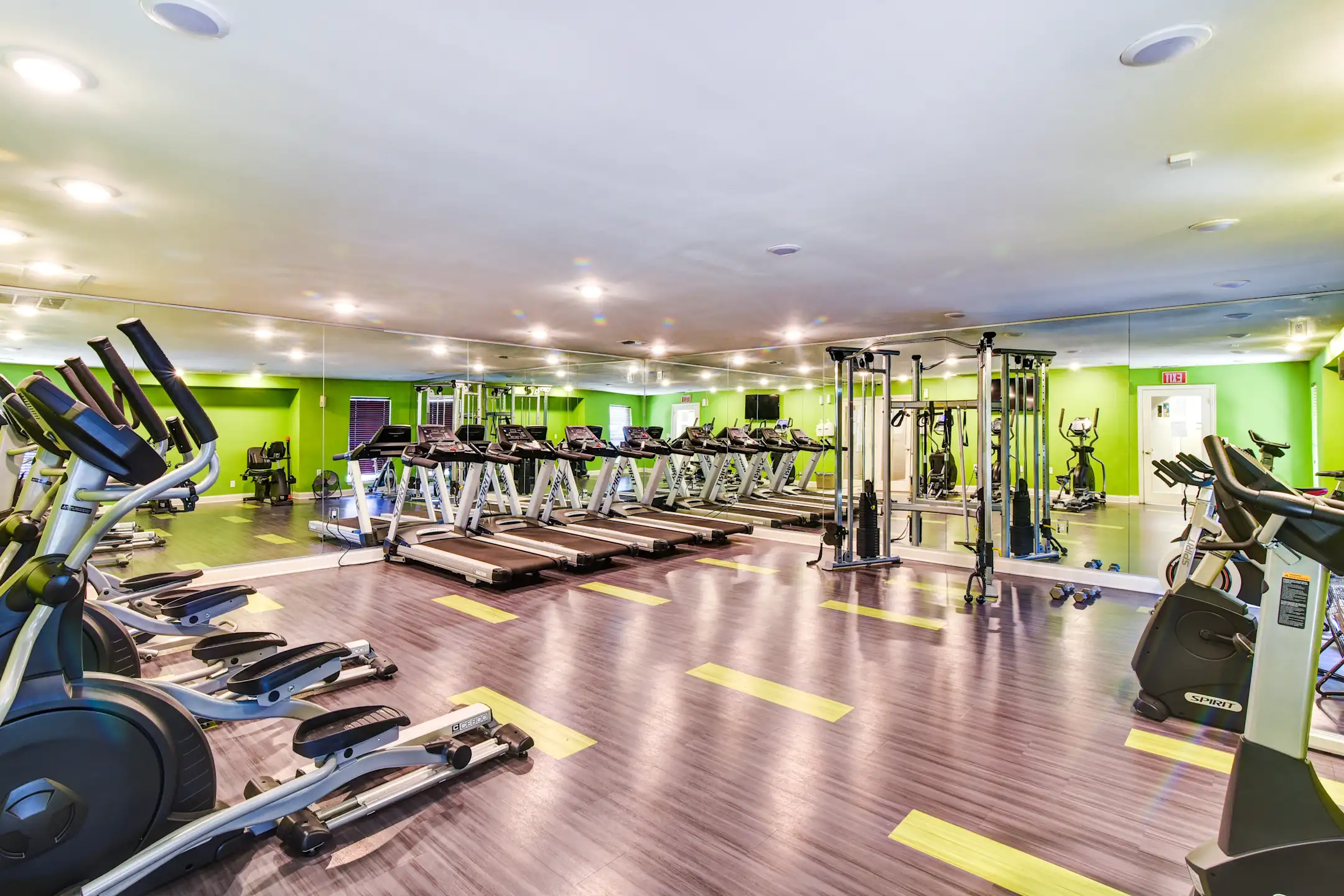 Fitness Weight Room - Monarch Pass - Fort Worth, TX