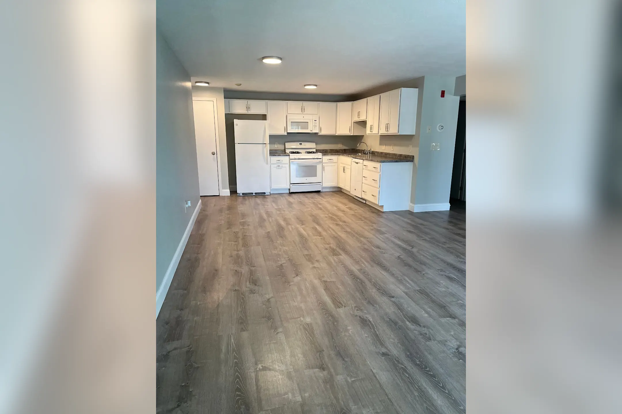 Branch River Apartments Raymond, NH 03077