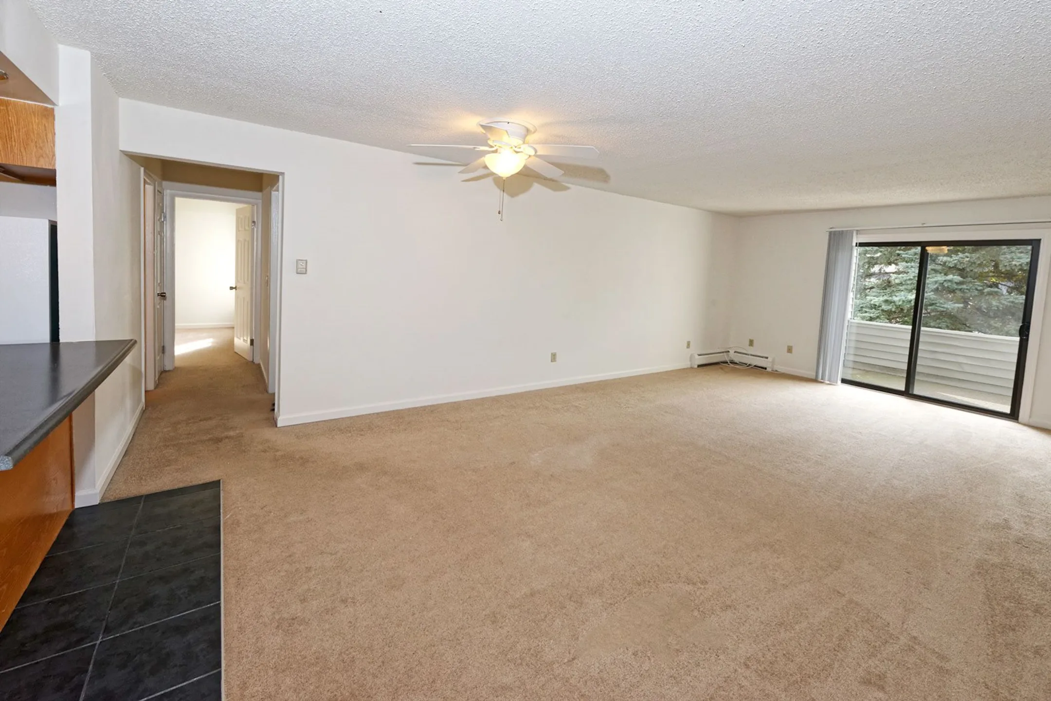 Woodgate Place Apartments Spencerport, NY 14559