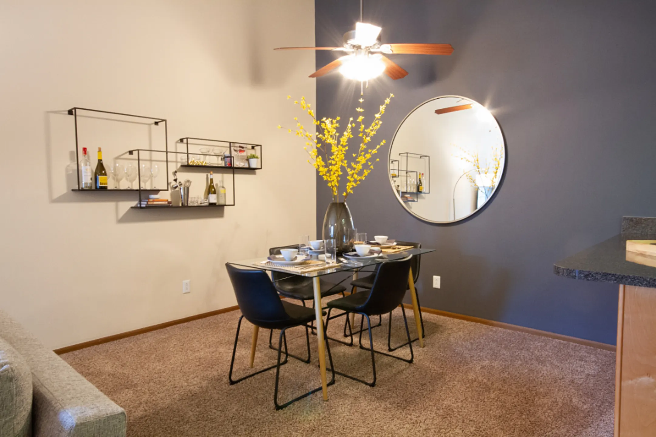 Dining Room - TGM Worthington Green - Columbus, OH