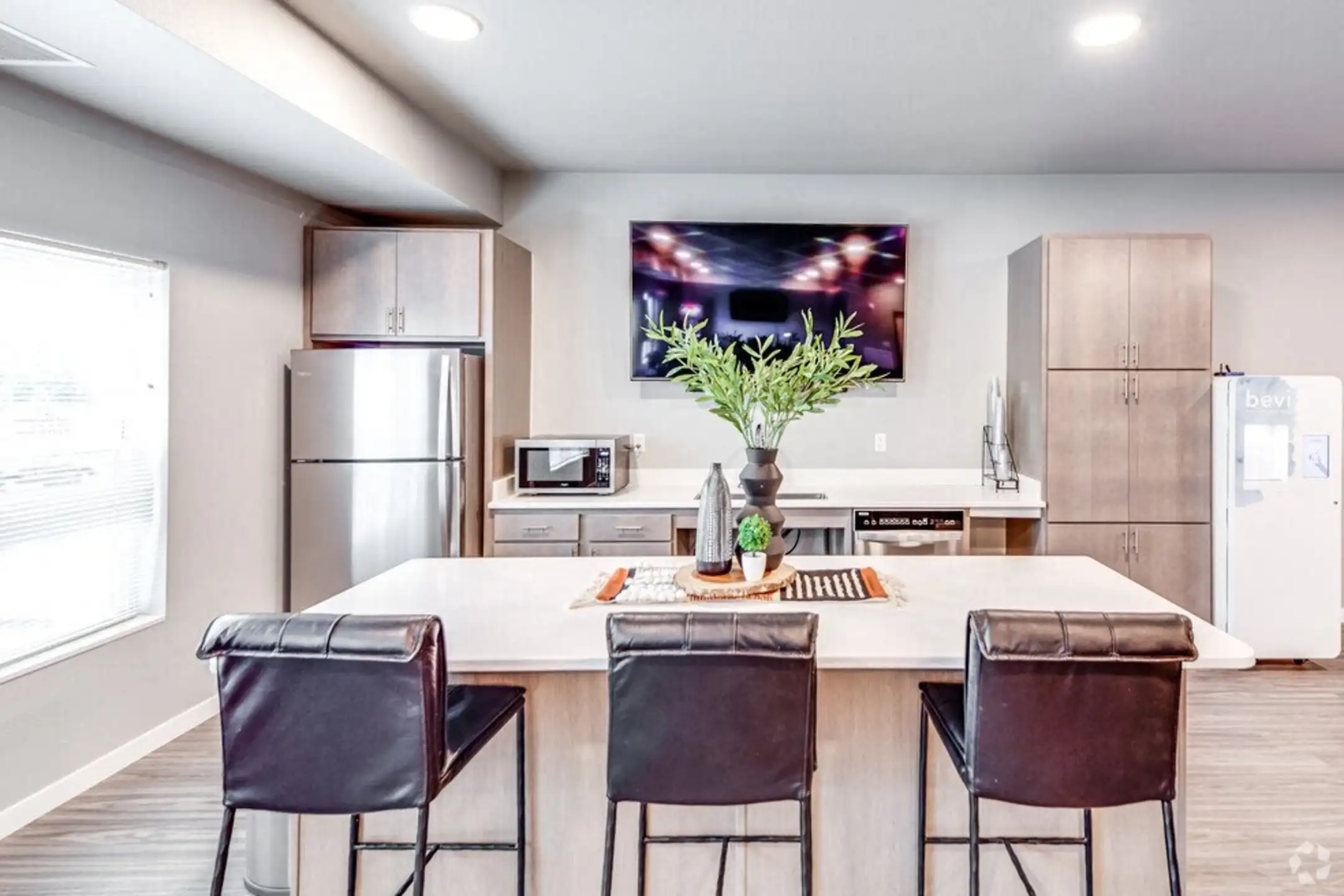 Lake Isabel Flats 412 3rd Street East Hastings, MN Apartments for