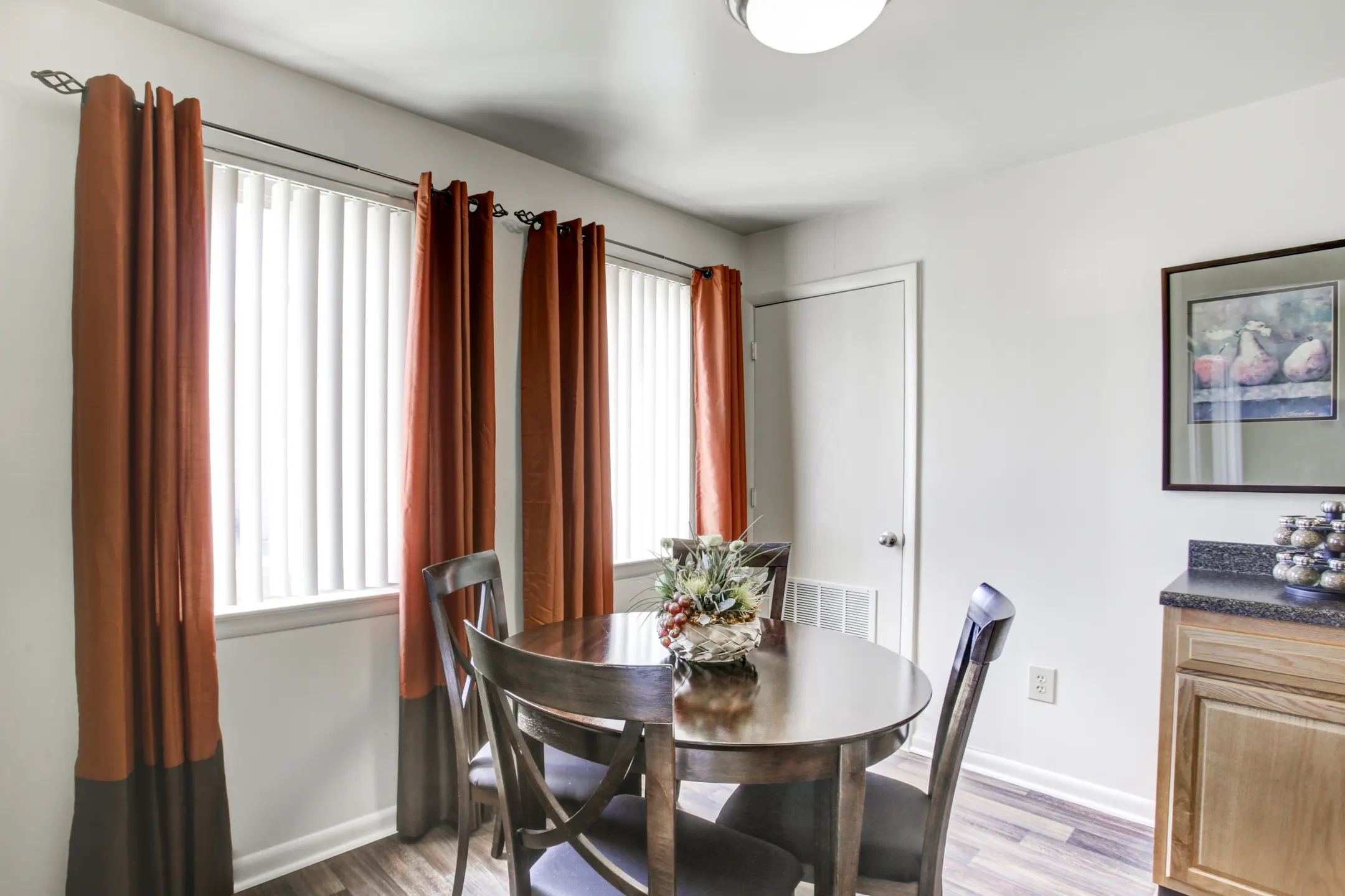 Dining Room - The Apartments at Elmwood Terrace/Hunters Glen - Frederick, MD