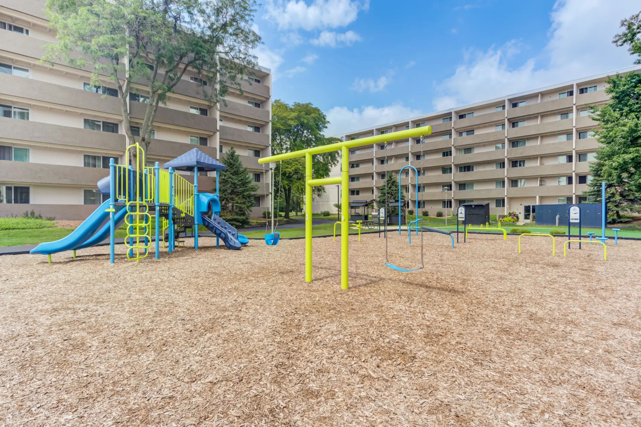 Playground - Park Towers Apartments - Richton Park, IL