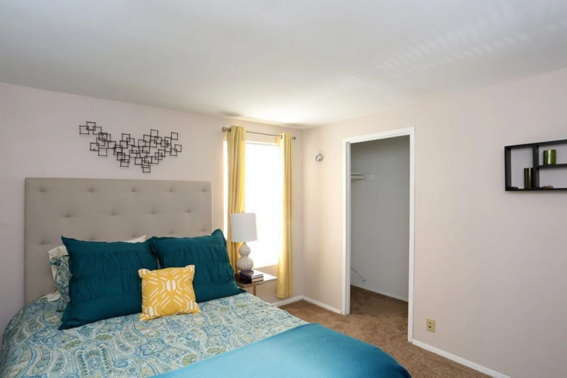 Bedroom - Water's Edge Townhomes - Halethorpe, MD