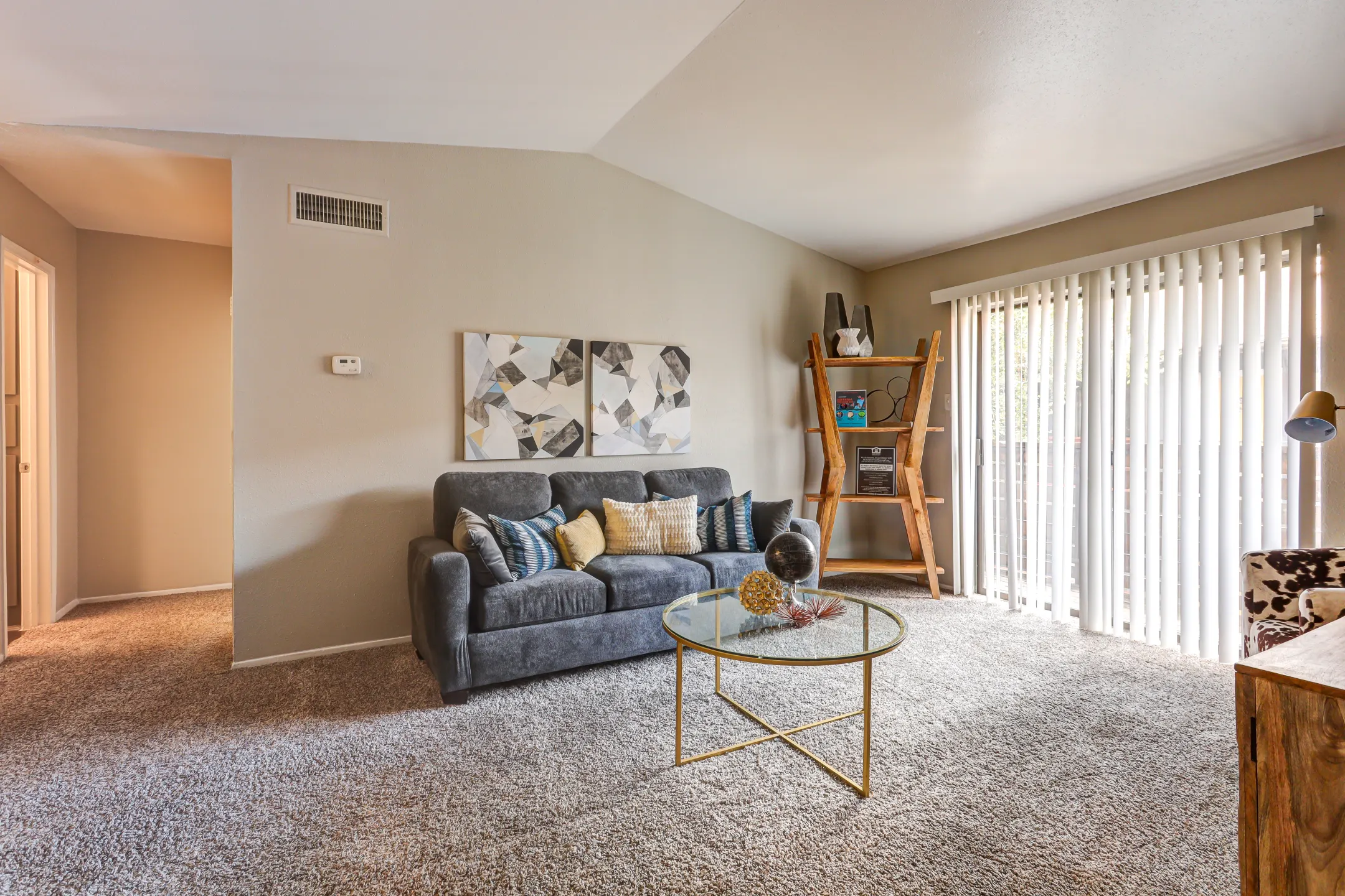 Corridor at Westchase Apartments - Houston, TX 77042 