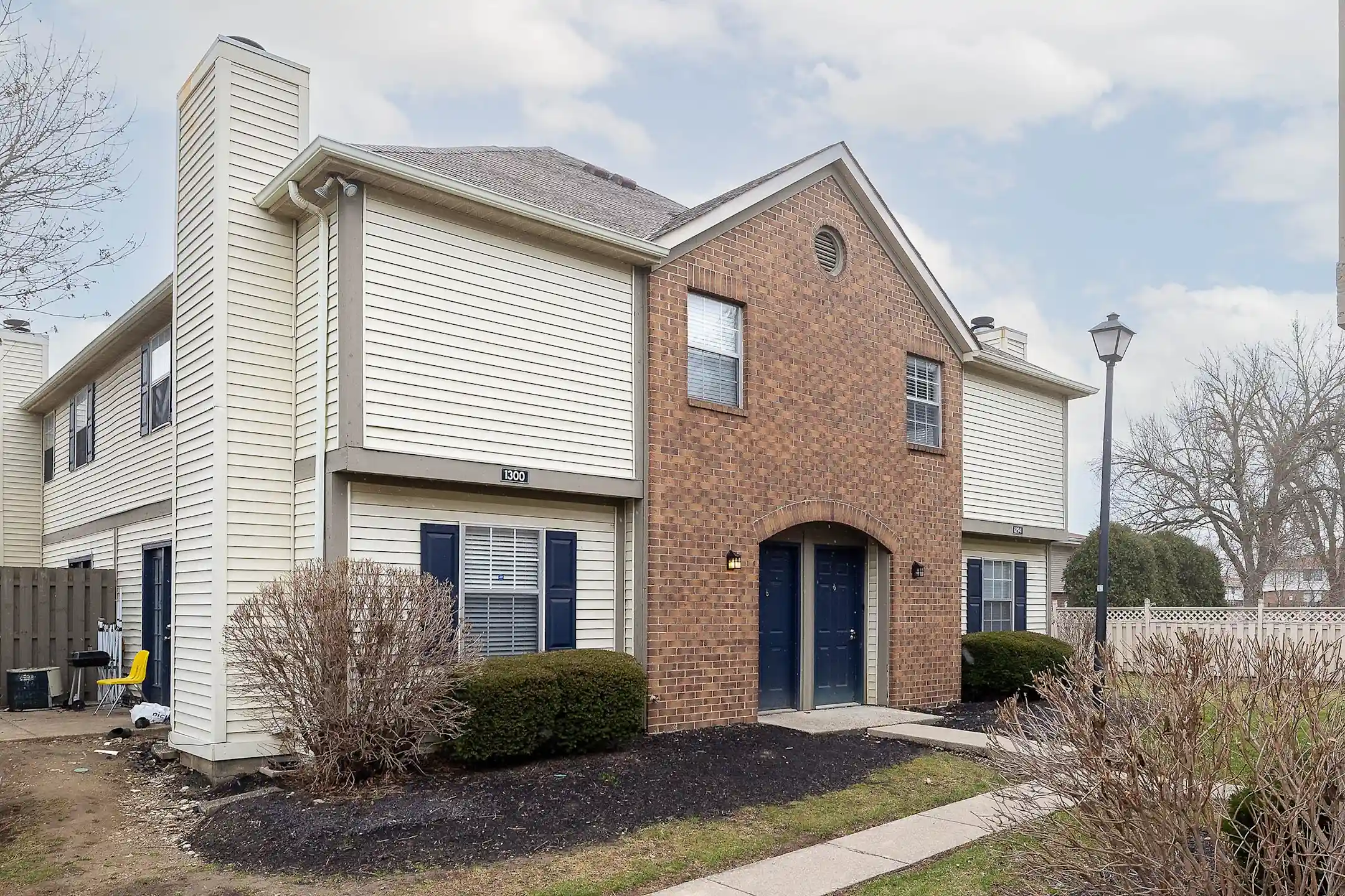 Townhomes at McNaughten 1363 Yorkland Rd Columbus, OH Apartments