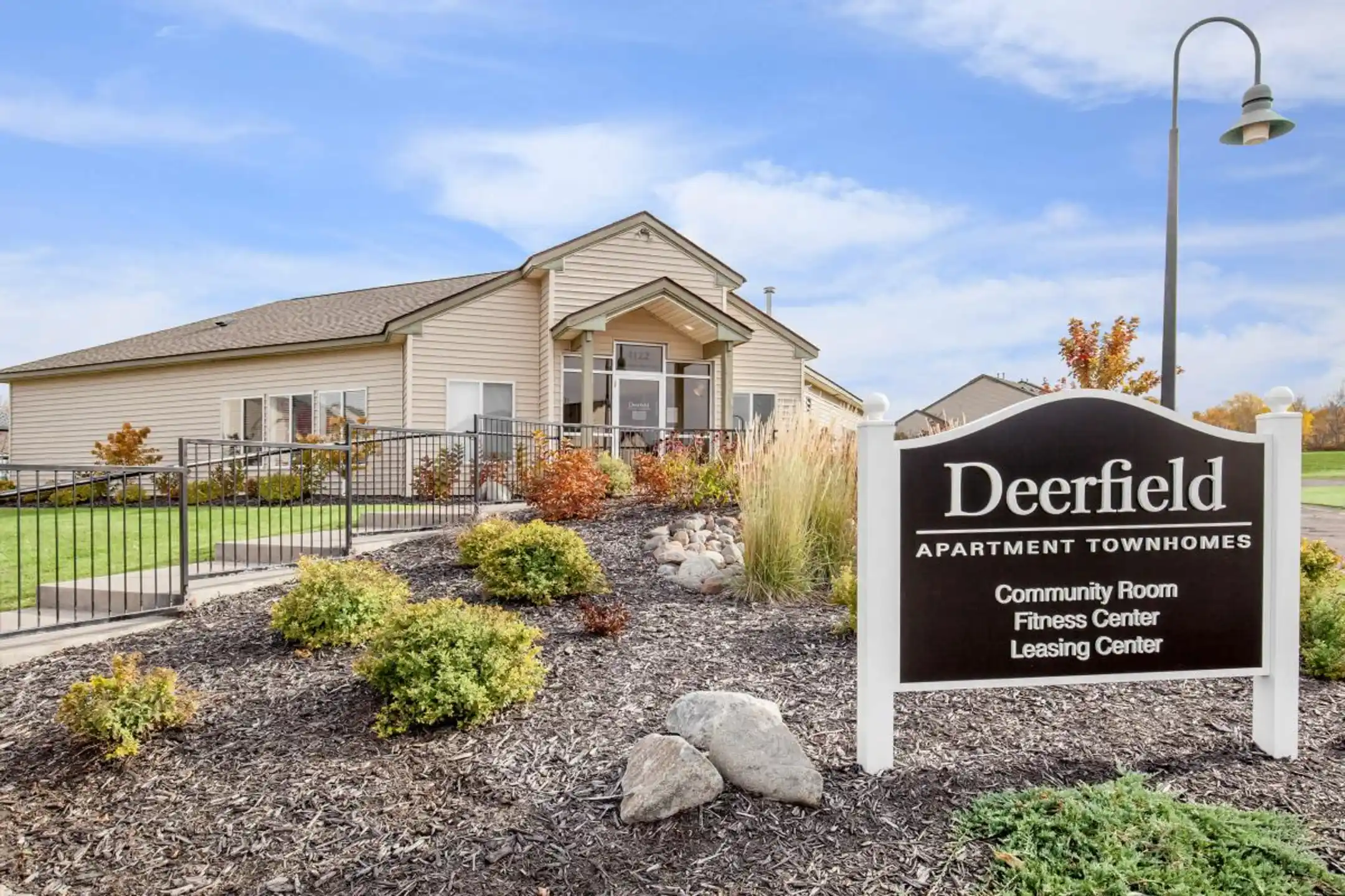 Deerfield Townhomes Apartments Hermantown, MN 55811
