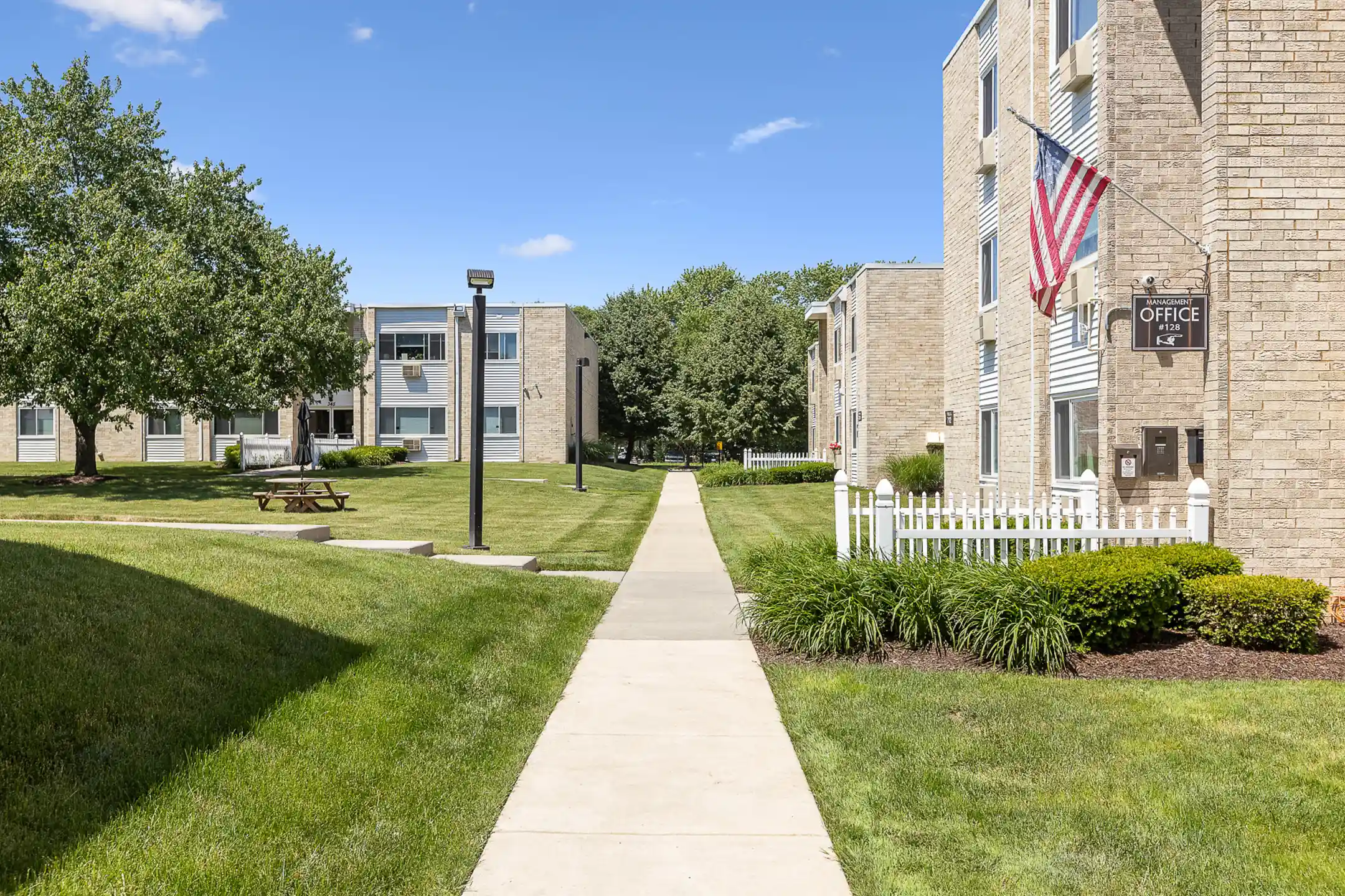 Villa Garden Apartments 712 N Villa Ave Villa Park, IL for Rent Rent.