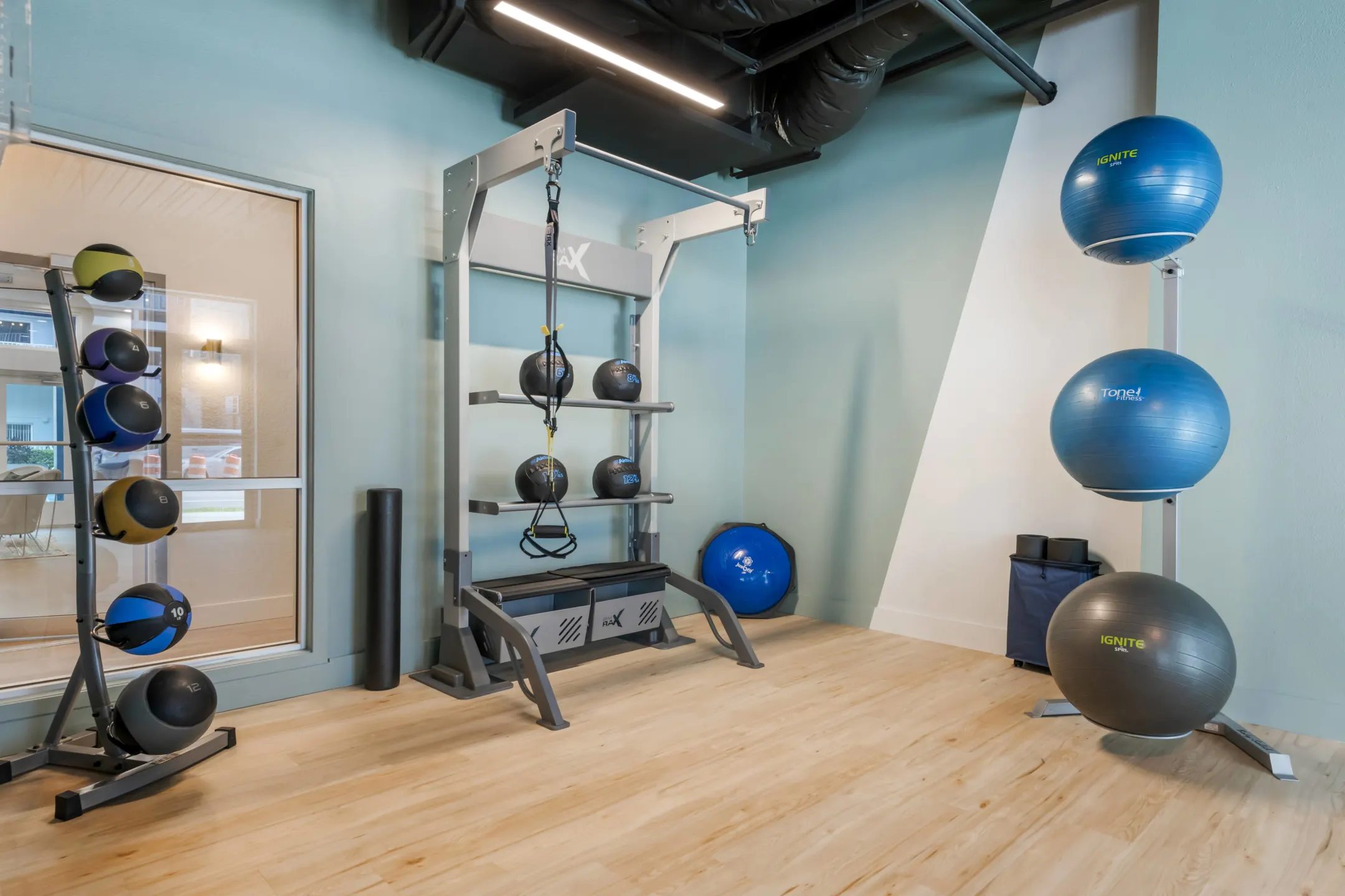 Fitness Weight Room - Bell Channelside - Tampa, FL