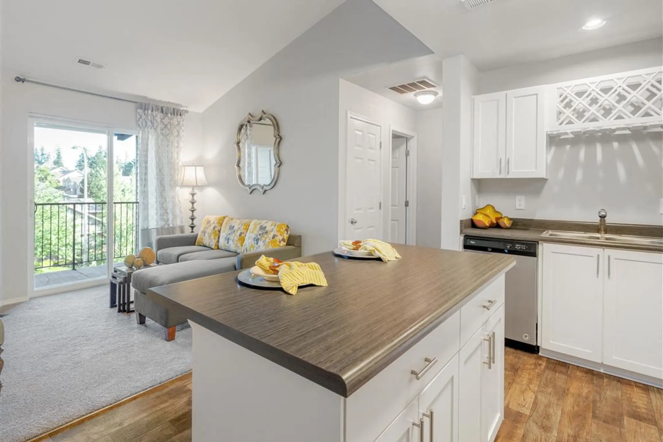 Altamont Summit 9701 SE Johnson Creek Blvd Happy Valley, OR