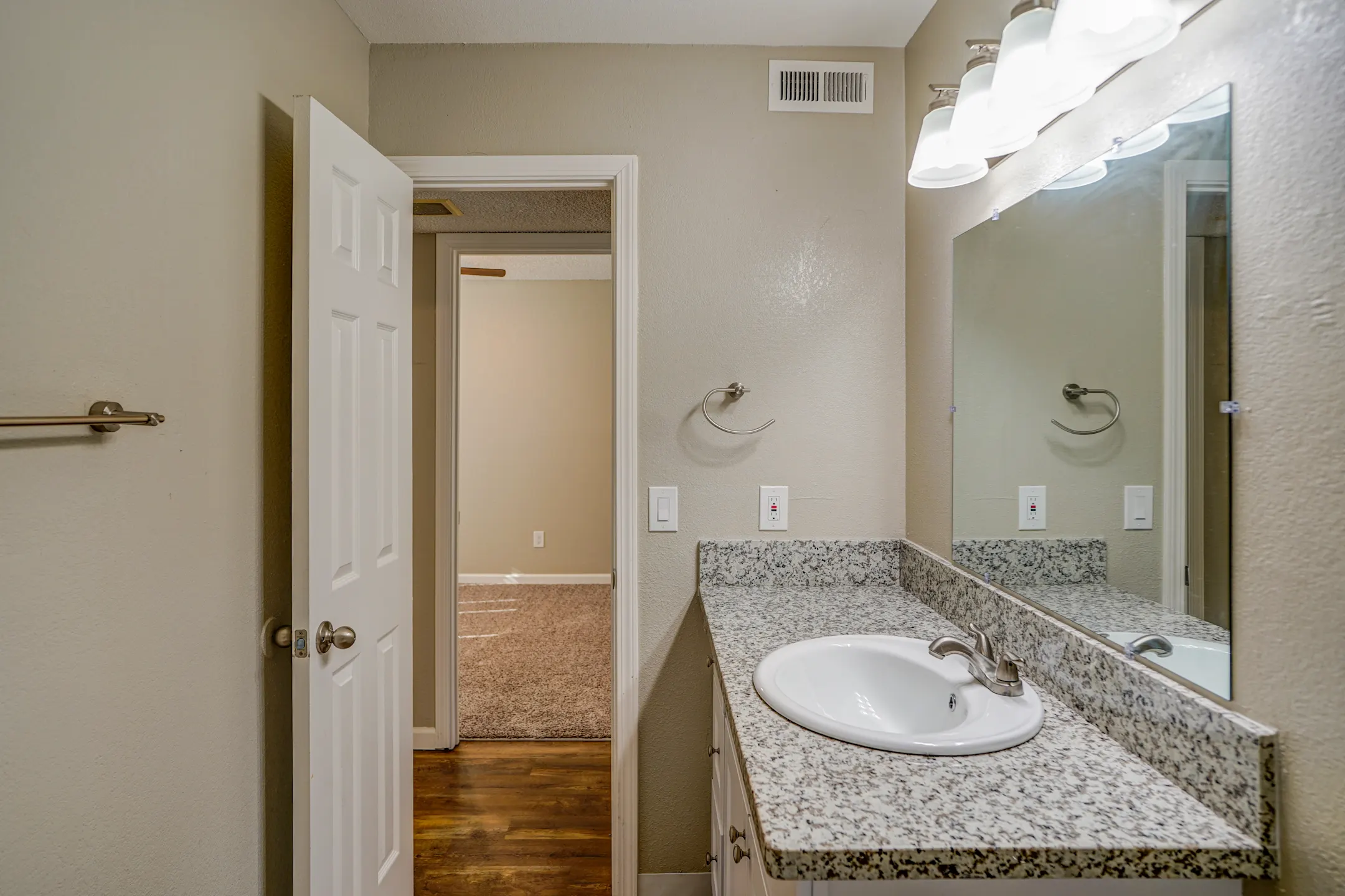 Sutter Commons Apartments 1341 Dustin Dr Yuba City, CA Apartments