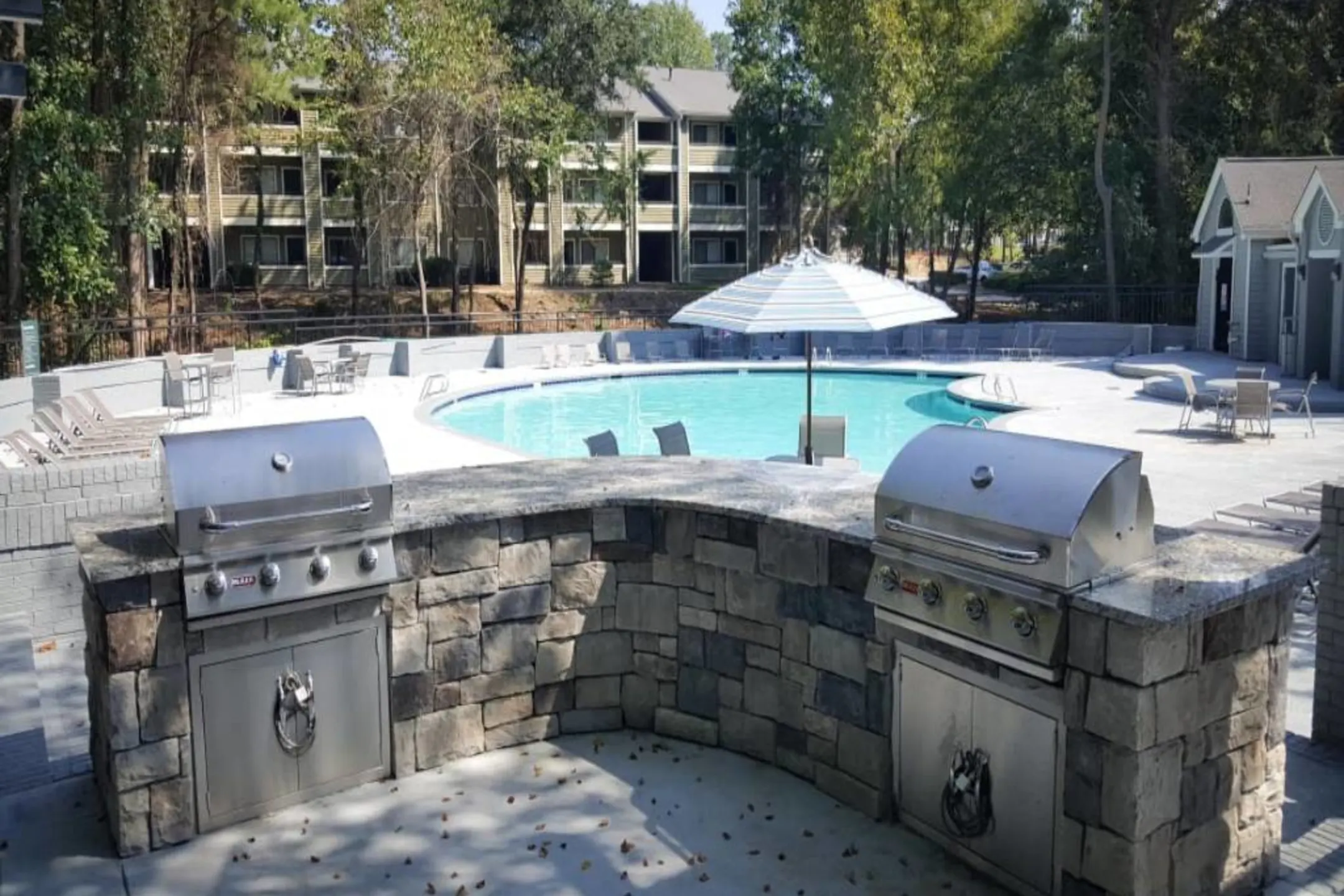 The Emerson 1600 1600 Tibarron Pkwy Se Smyrna, GA Apartments for