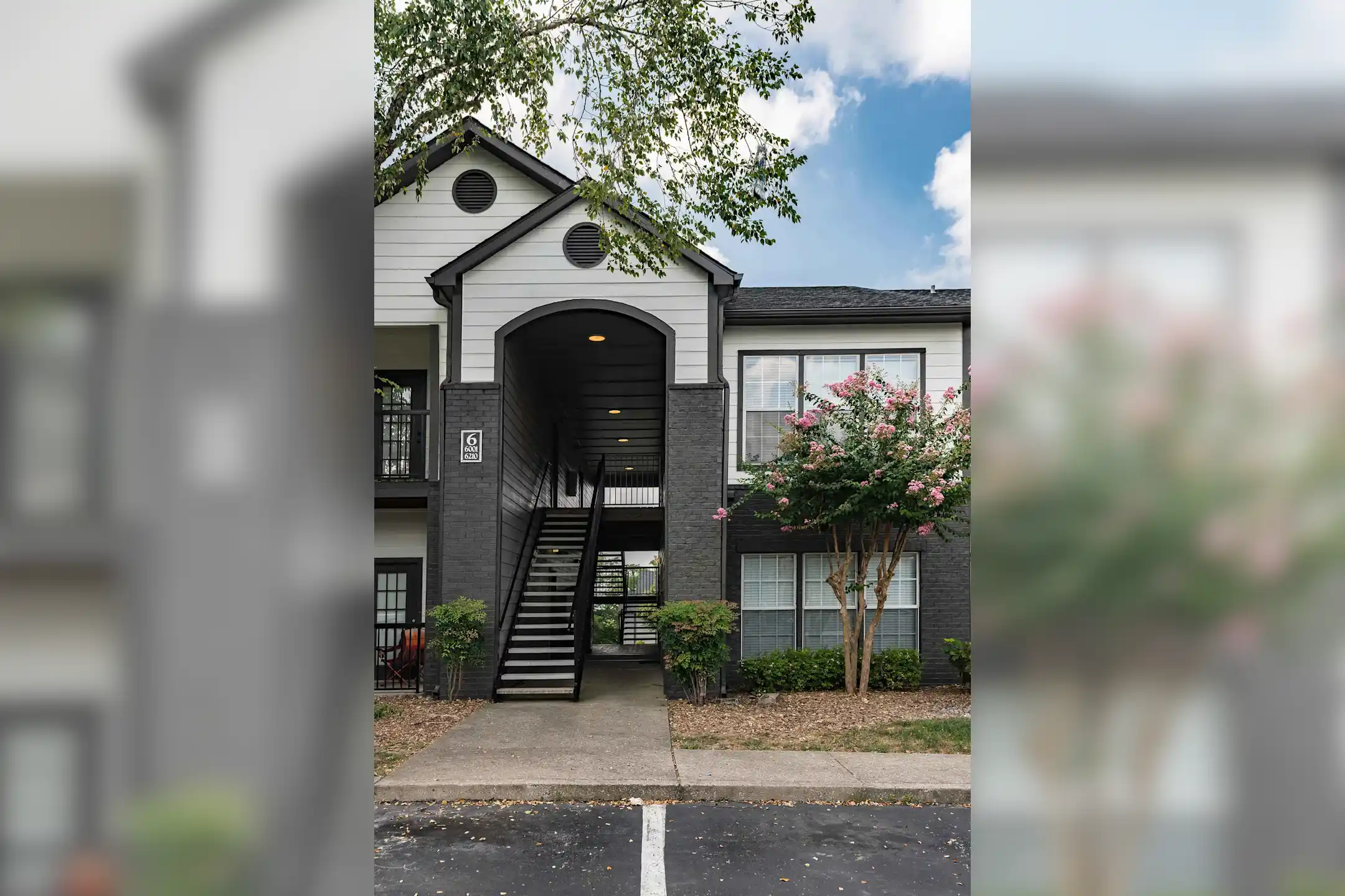 Carrington Hills 3750 Carothers Pkwy Franklin, TN Apartments for