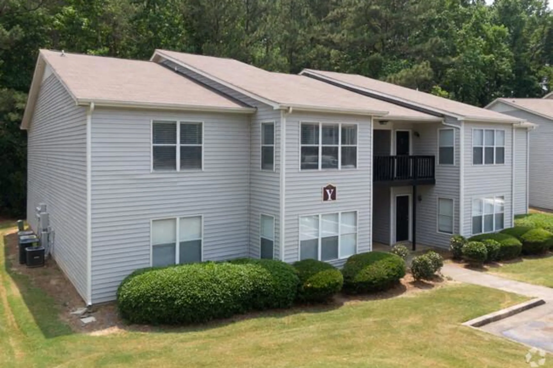 Rex Road Townhomes 2419 Rex Road Ellenwood, GA Apartments for Rent