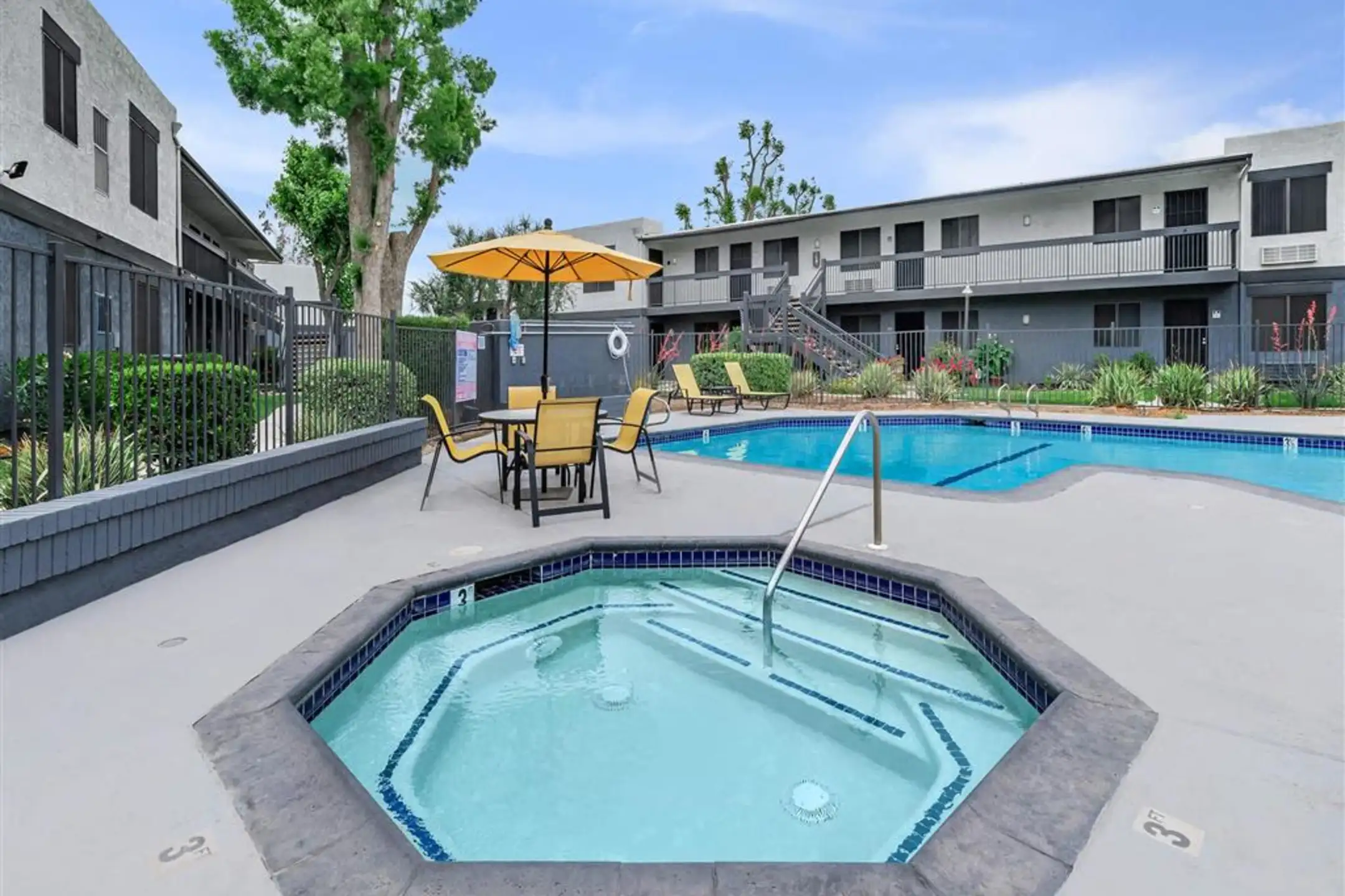 Zen Diamond Active Senior Apartments Apartments Hemet, CA 92543