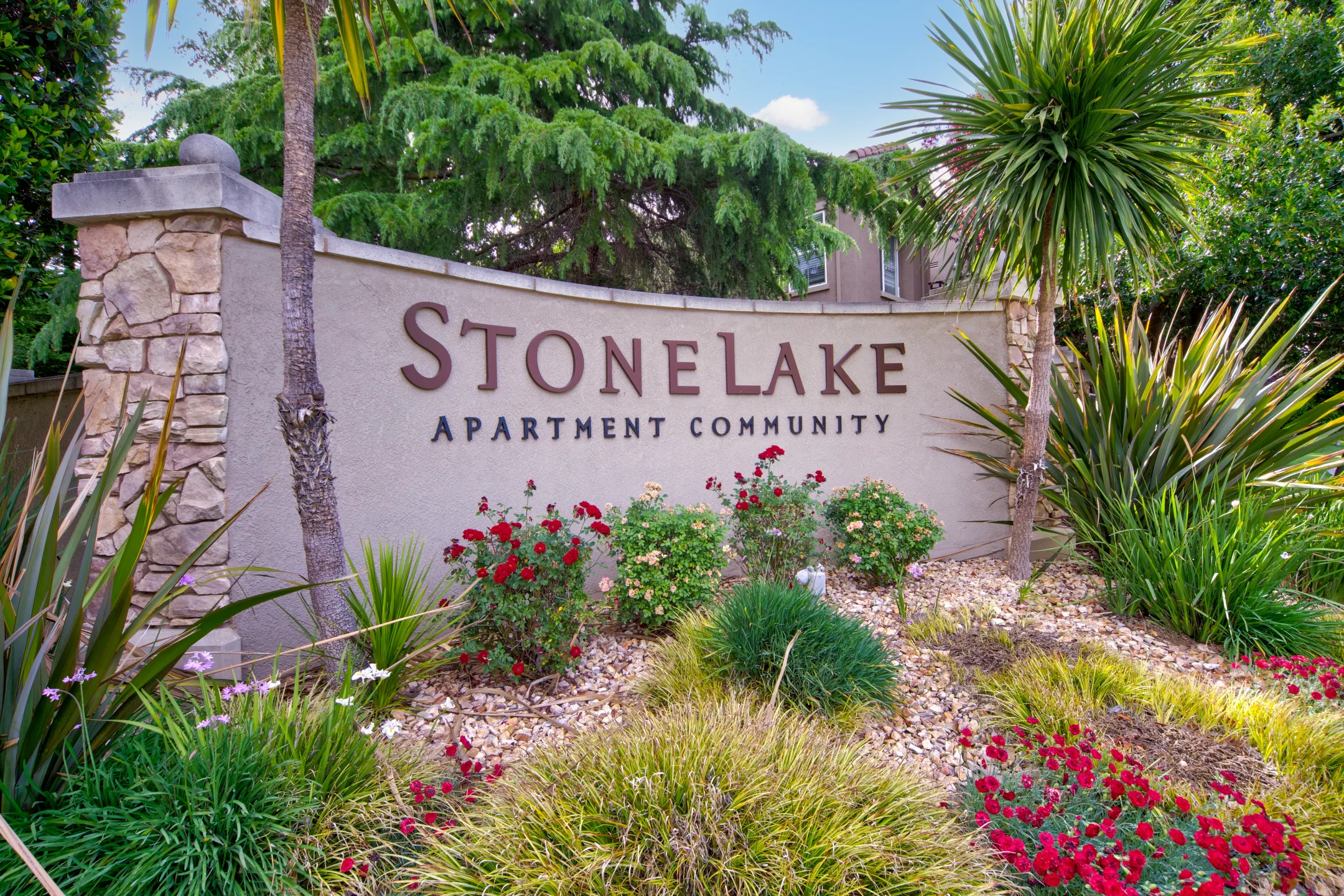 Community Signage - StoneLake Apartments - Elk Grove, CA