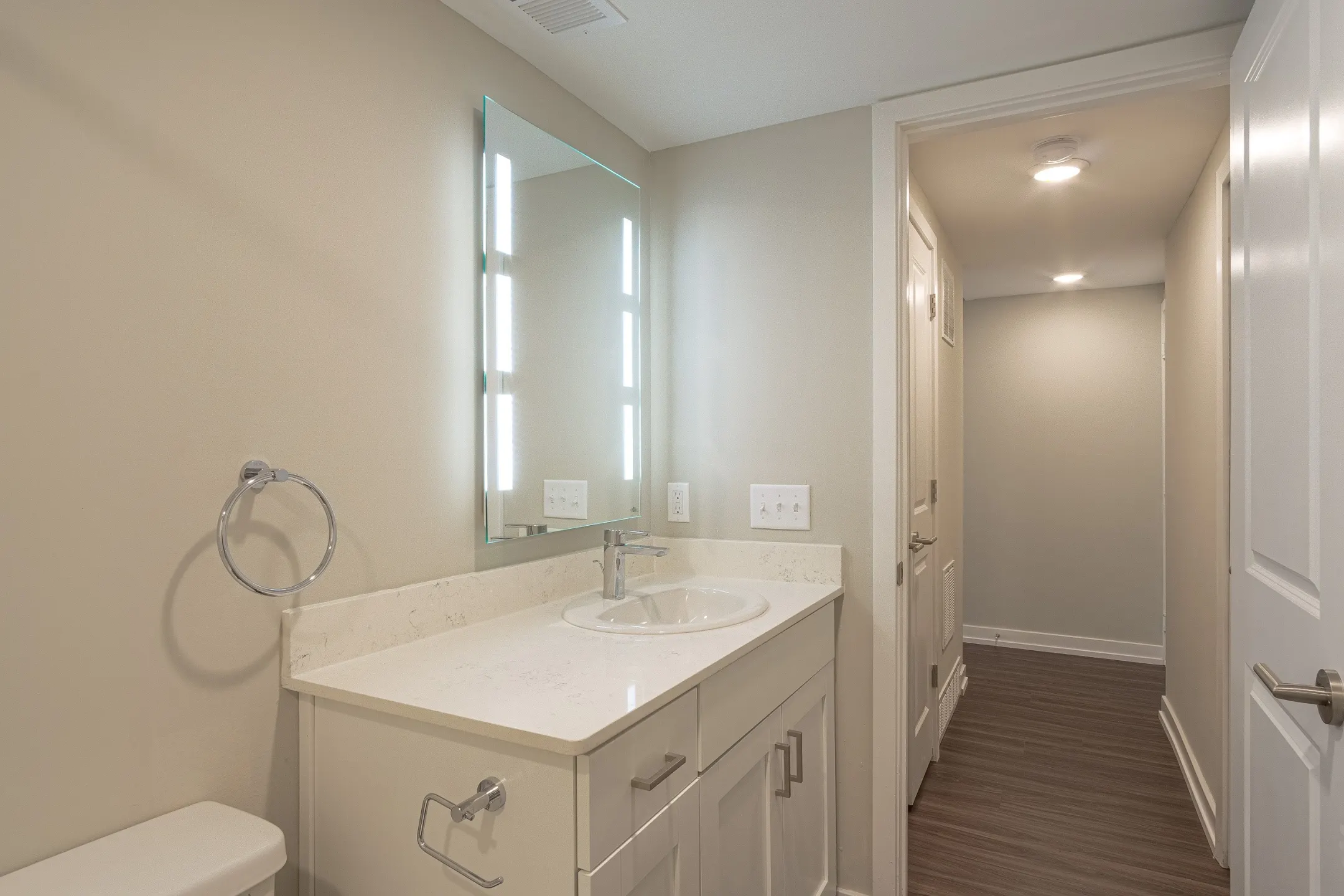 Bathroom - Hillside Apartments - Wixom, MI