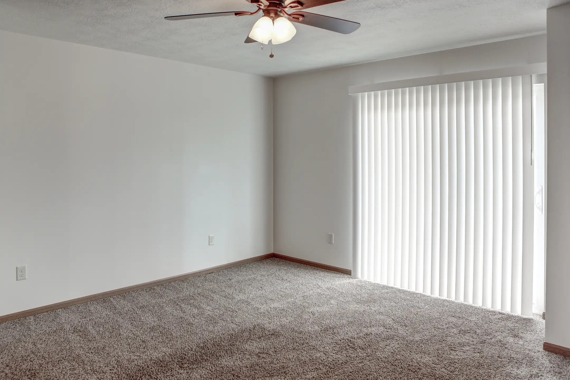 Meadows Apartments Harrisburg, SD 57032