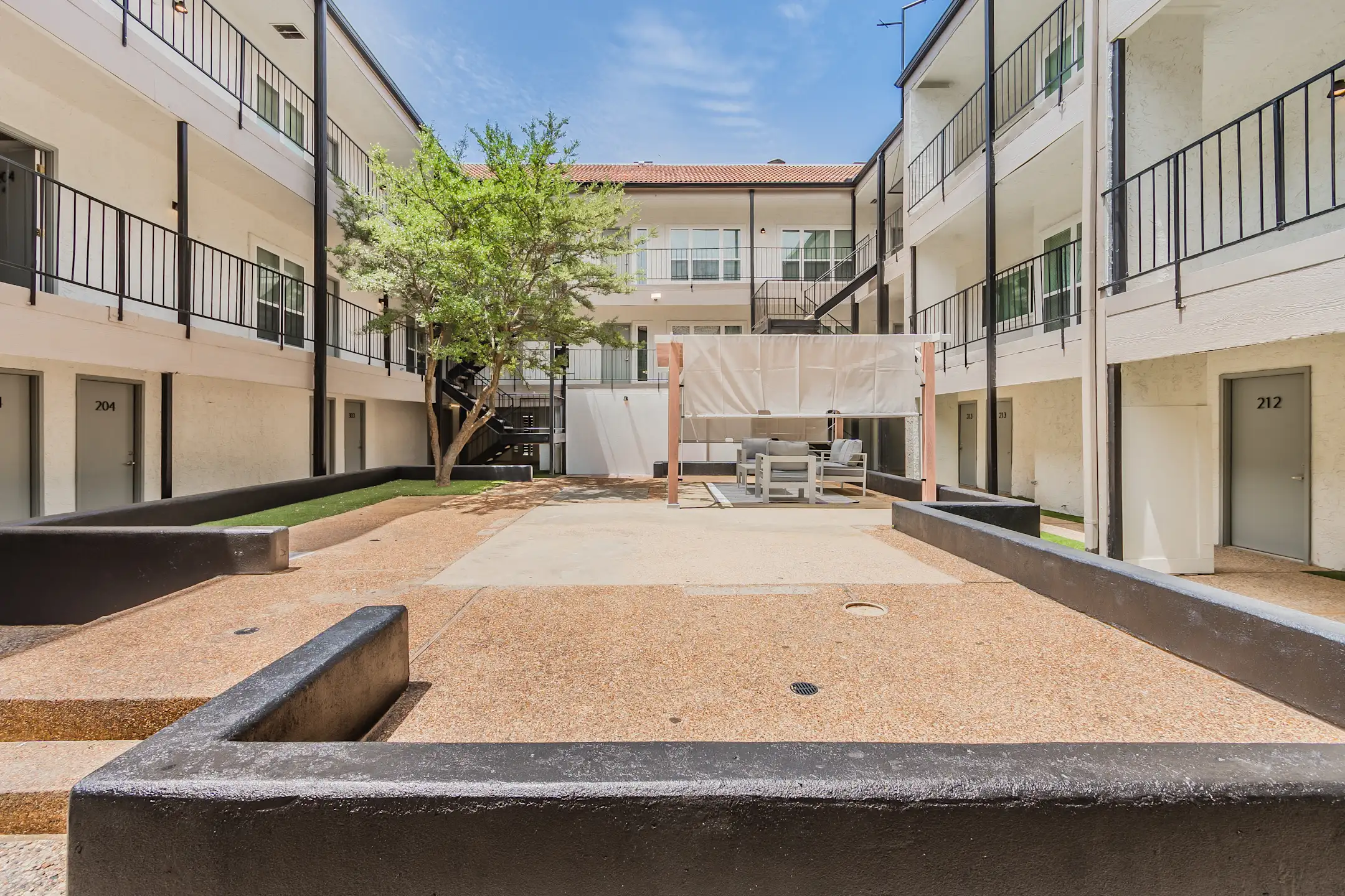 Courtyard Condos 6003 Ridgecrest Rd Dallas, TX Apartments for Rent Rent.