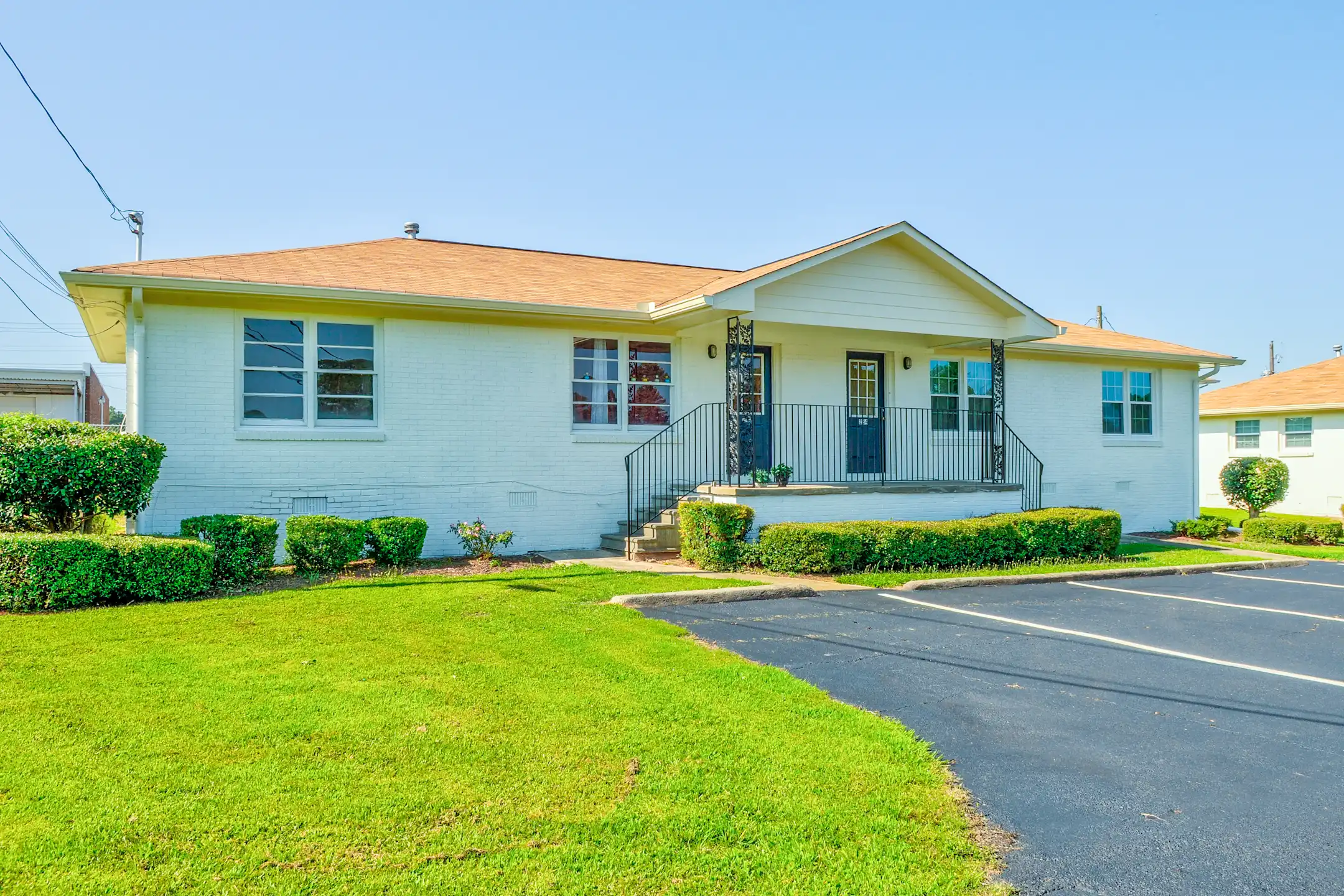 Chamblee Square 2452 Chamblee Tucker Rd Atlanta, GA Apartments for