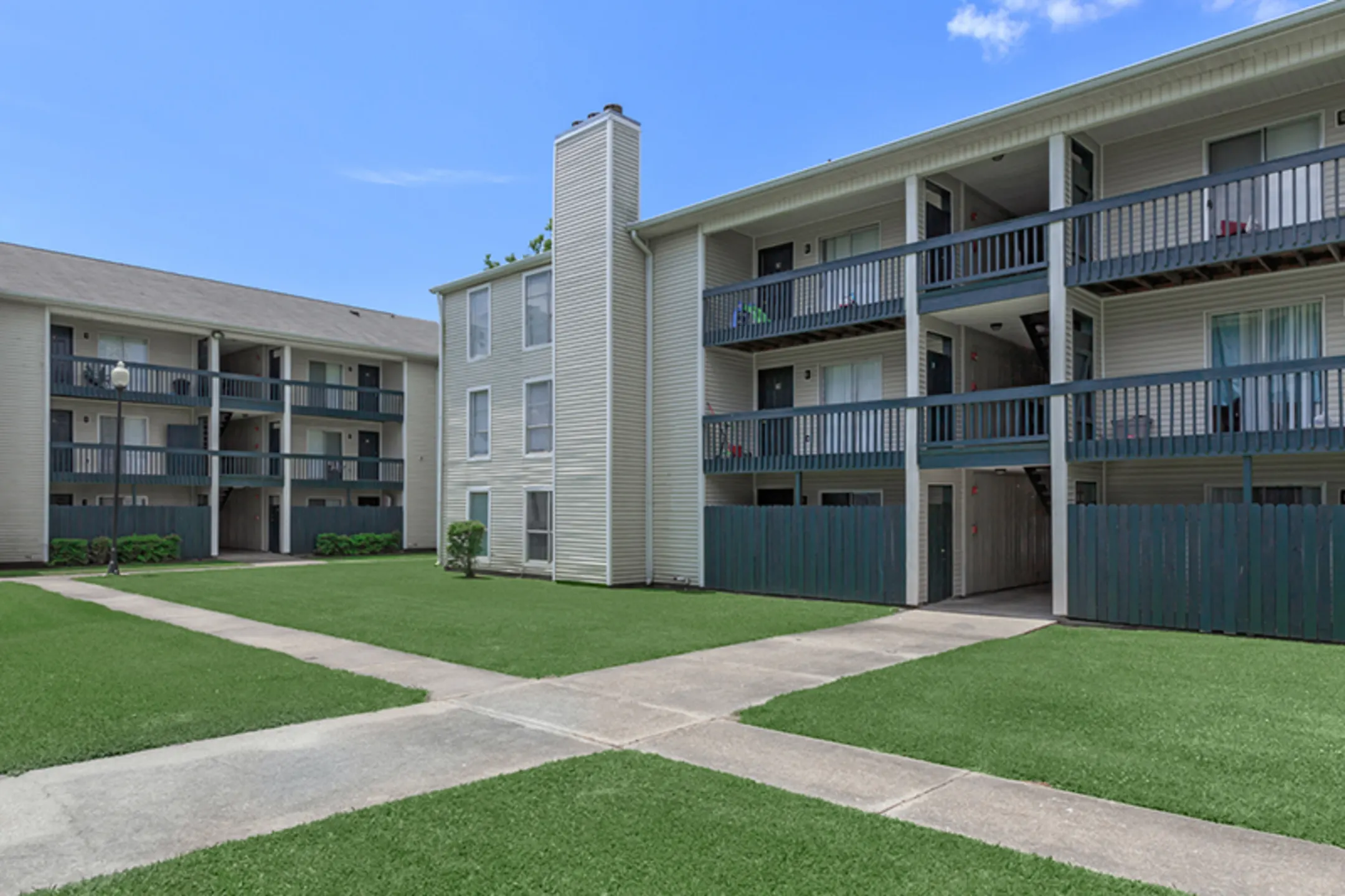 Cove at NOLA 10501 Curran Blvd New Orleans, LA Apartments for Rent