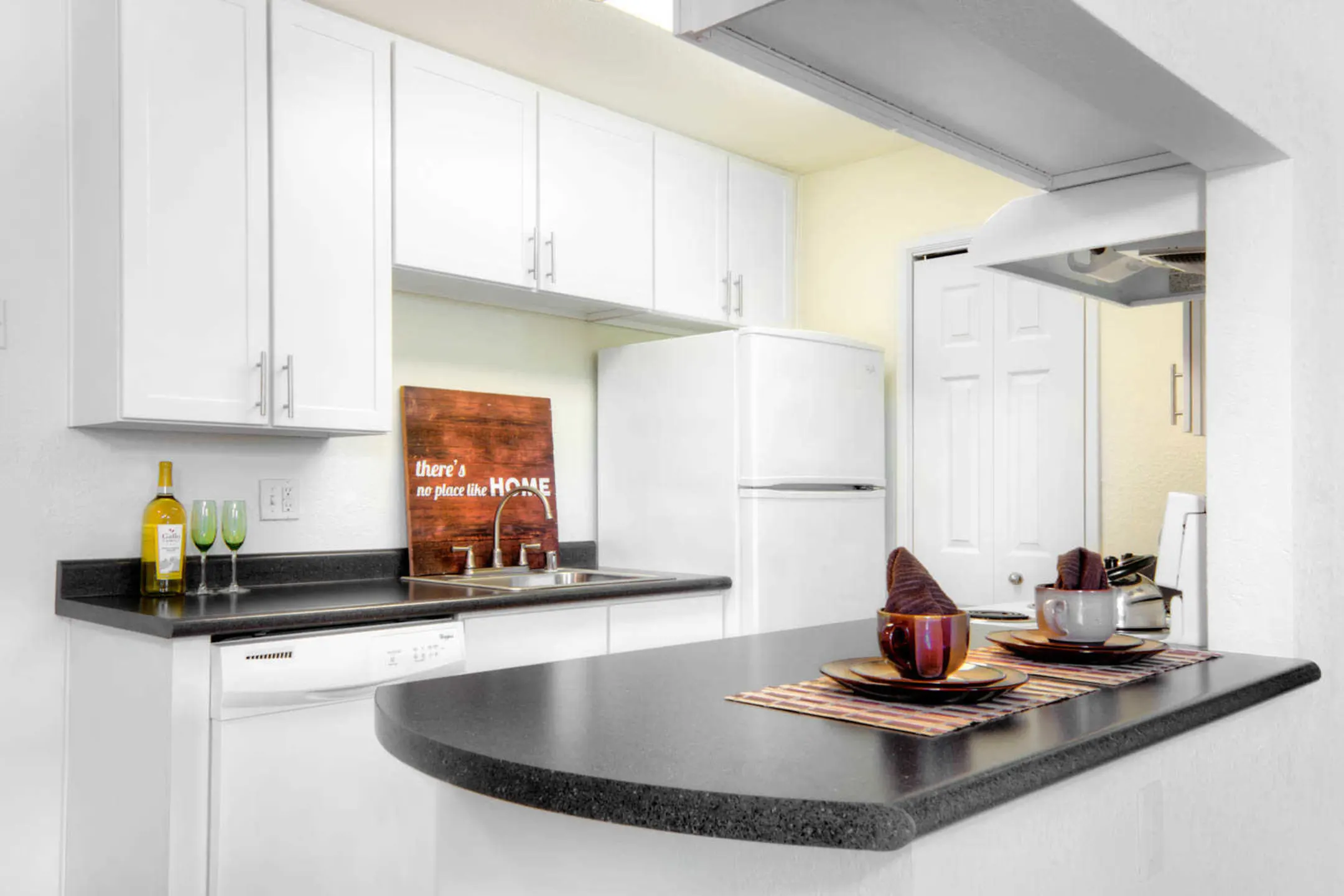 Woodleaf Apartments Campbell, CA 95008