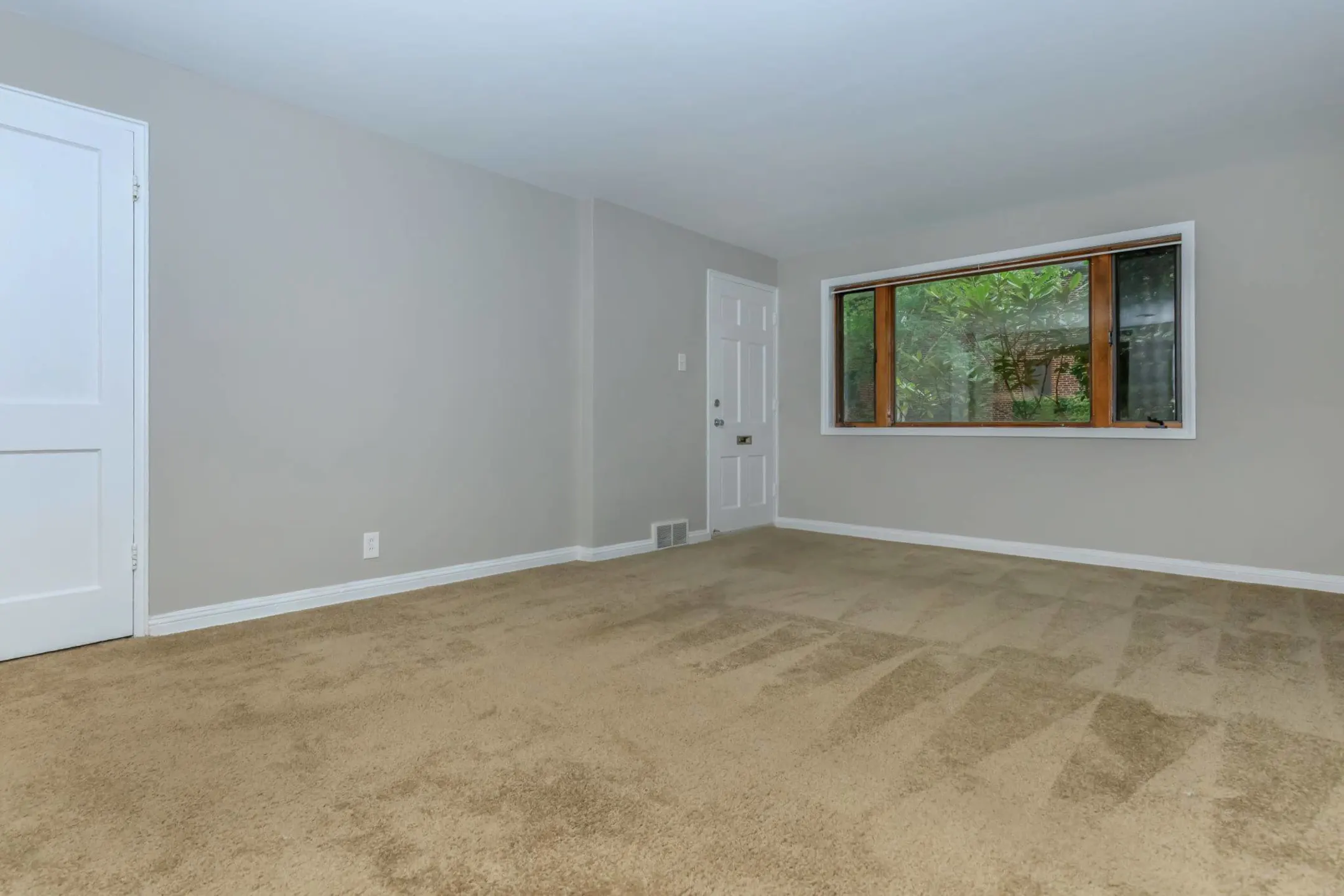 Drexelbrook Residential Community Apartments Drexel Hill, PA 19026