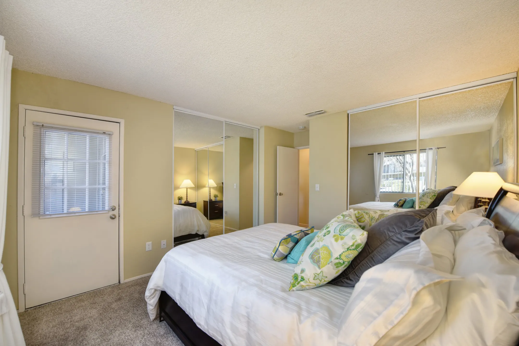 Bedroom - 3310 Apartment Homes - Sacramento, CA