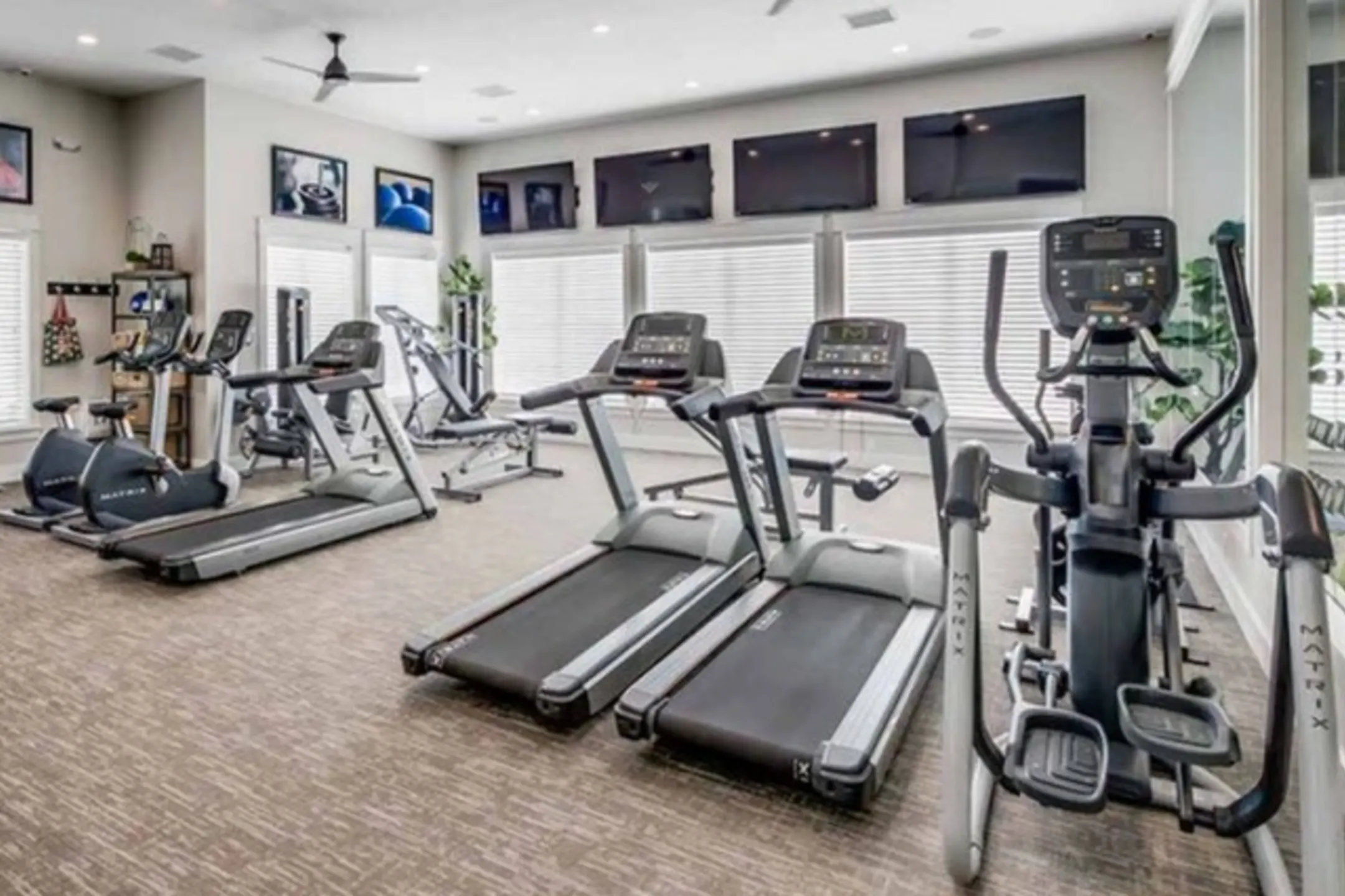 Fitness Weight Room - The Kensington Apartments at North Pointe - Boise, ID