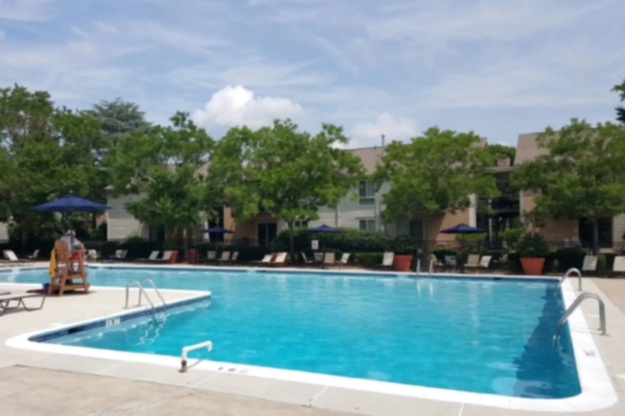 Pool - The Crossings at Plainsboro - Plainsboro, NJ