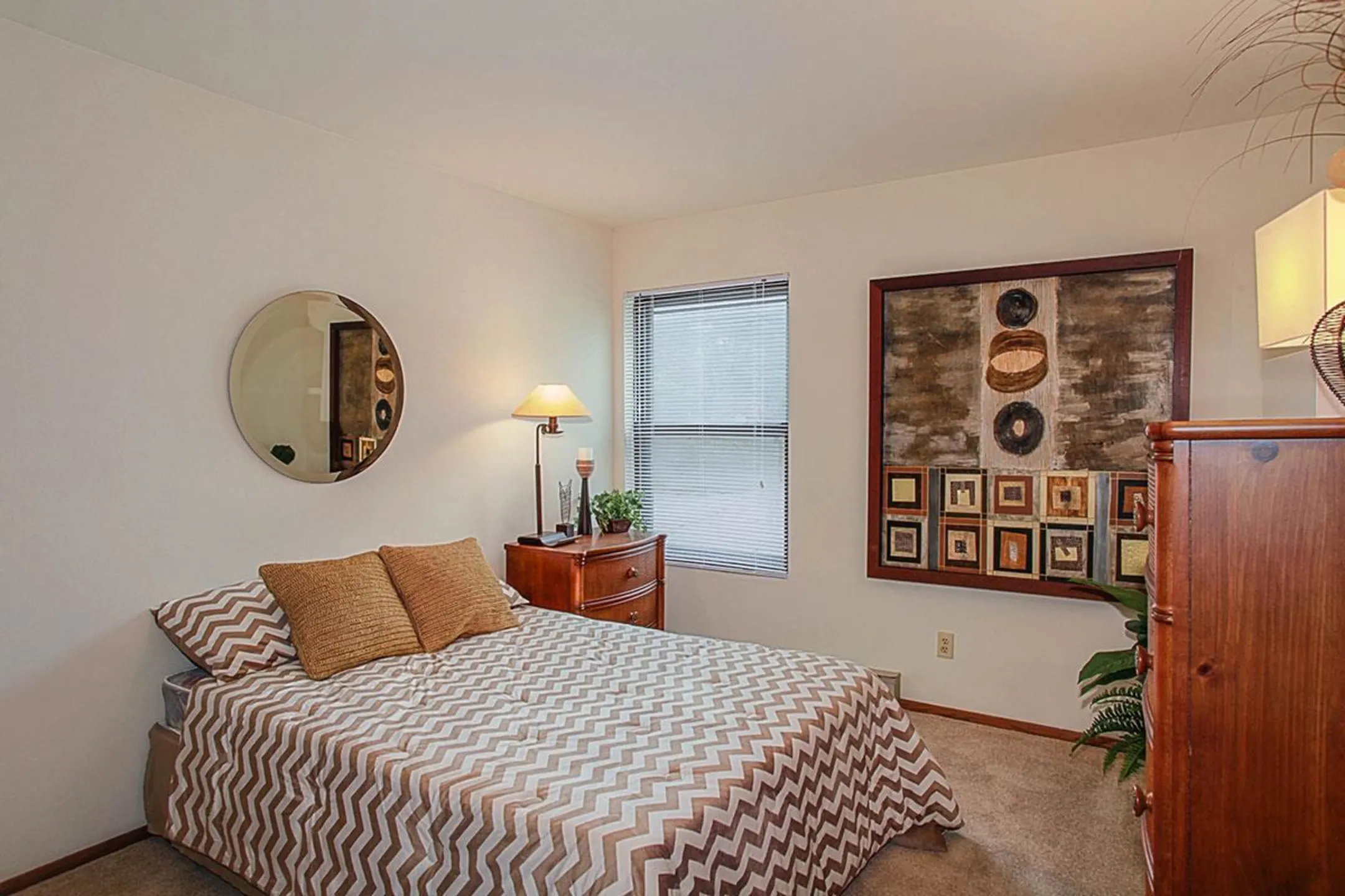 Burr Oaks Village Apartments 1149 Burr Oak Blvd Waukesha, WI