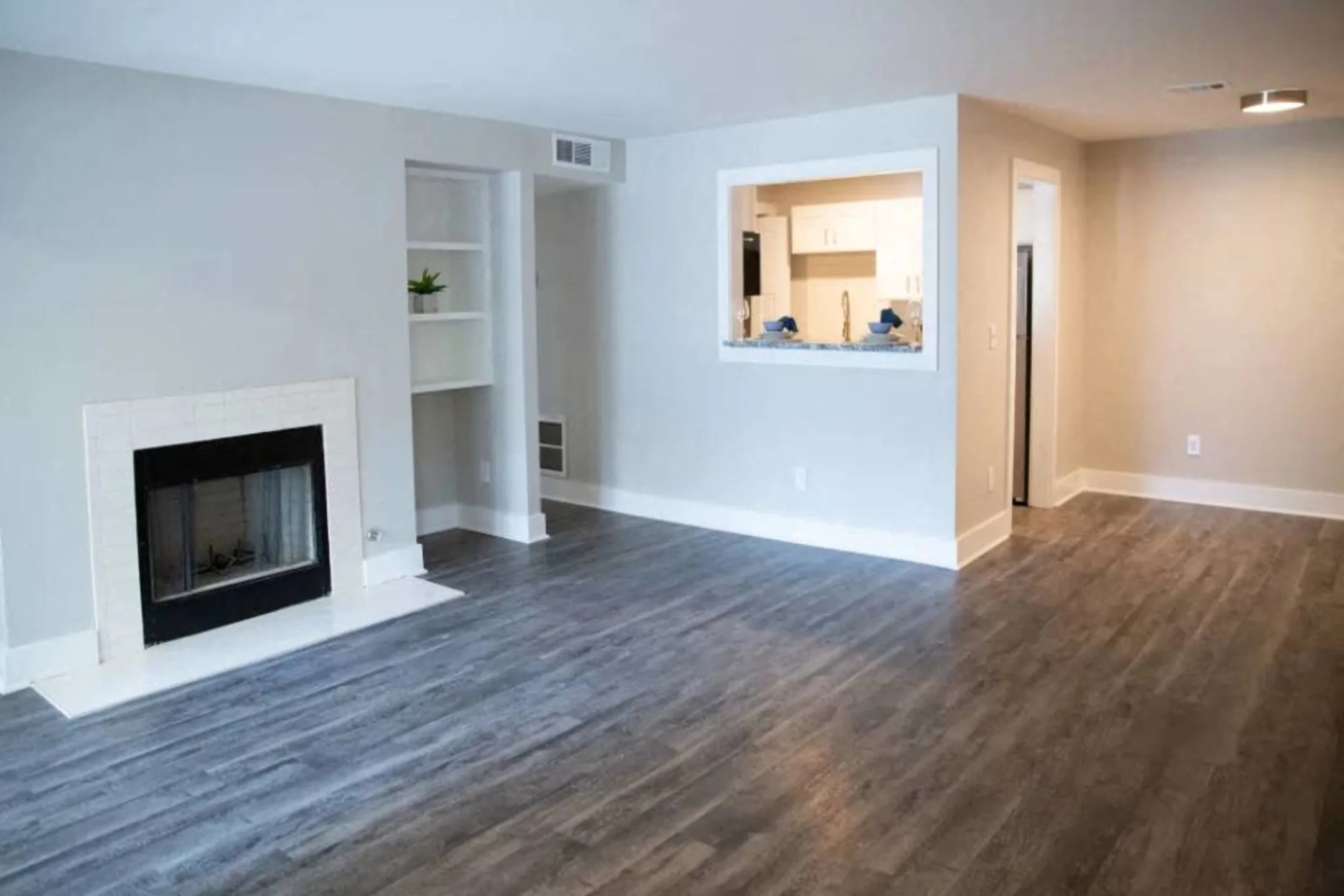 Capella Apartments 6168 S Norcross Tucker Rd Tucker, GA Apartments