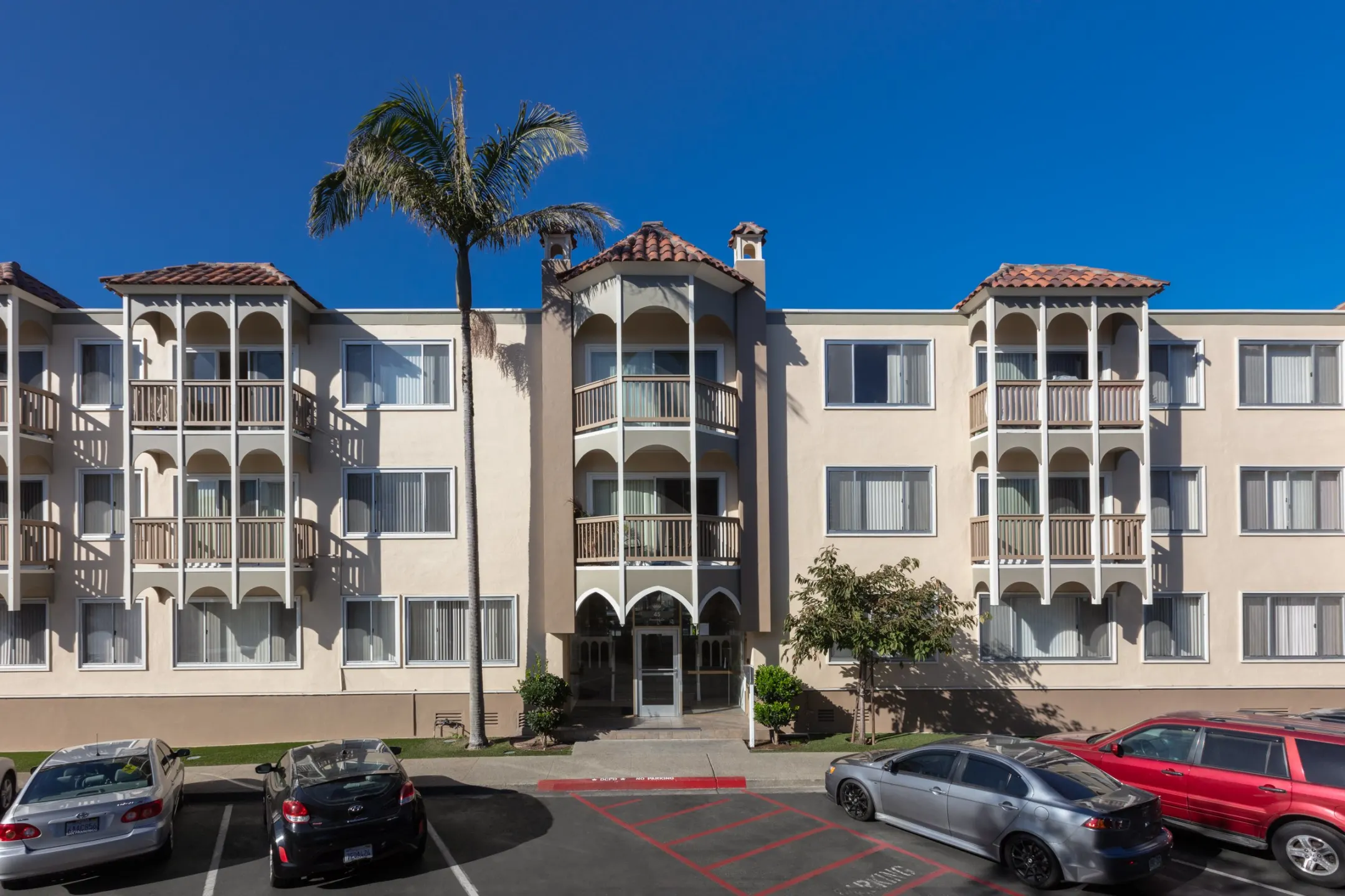 Westlake Village Apartments Daly City, CA 94015