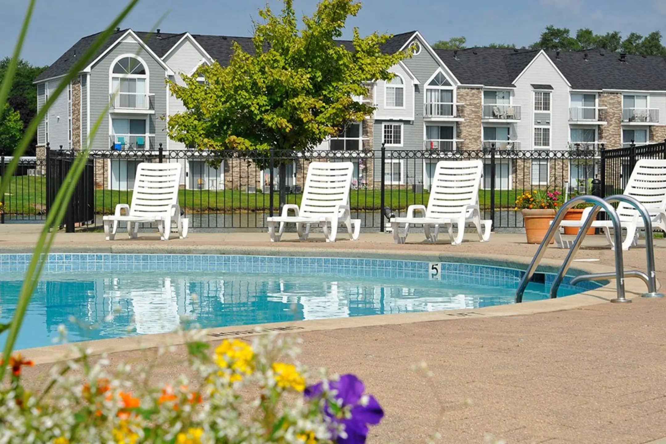 Southport 10830 Oak Ln Belleville, MI Apartments for Rent Rent.