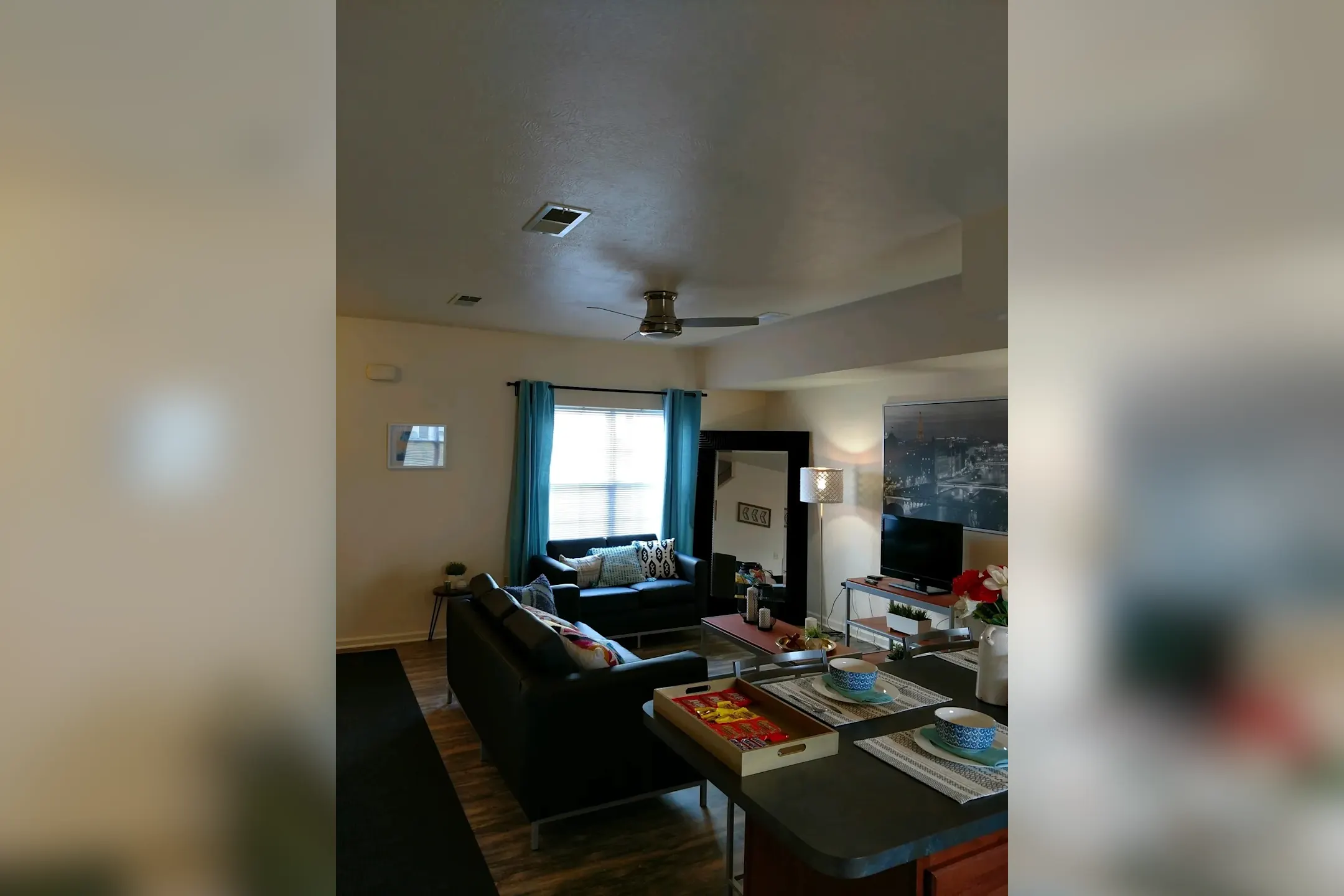Living Room - The Heights At Slippery Rock - Slippery Rock, PA