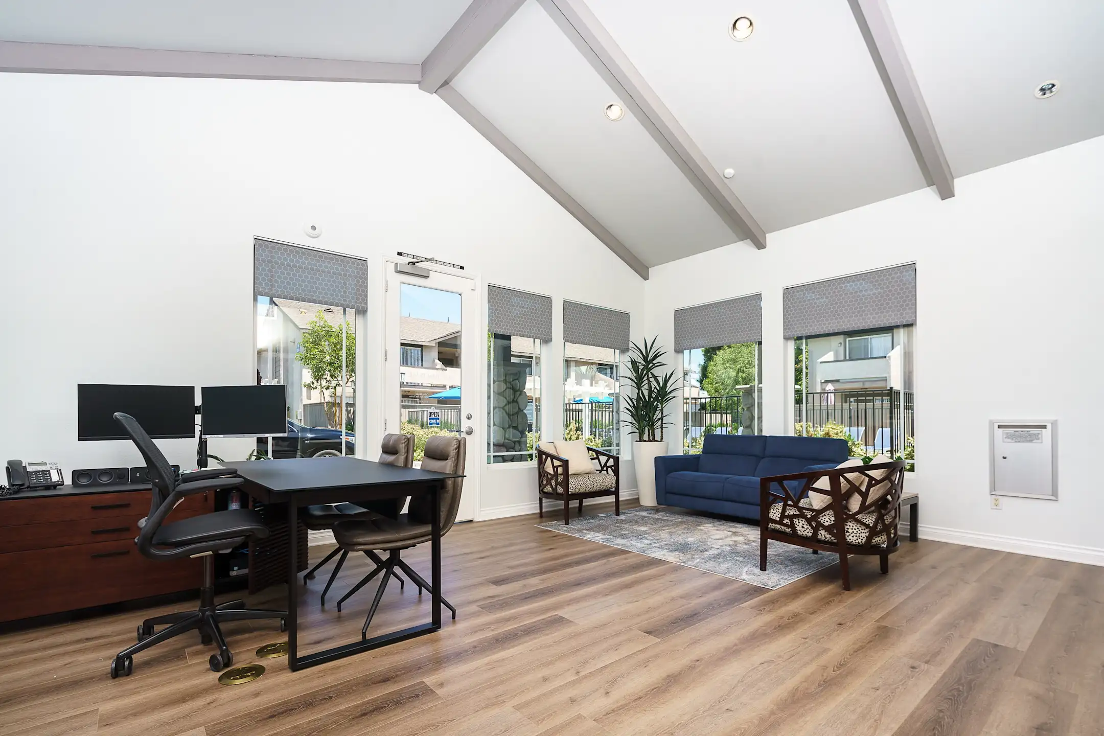 Living Room - Sunstone Place - Riverside, CA