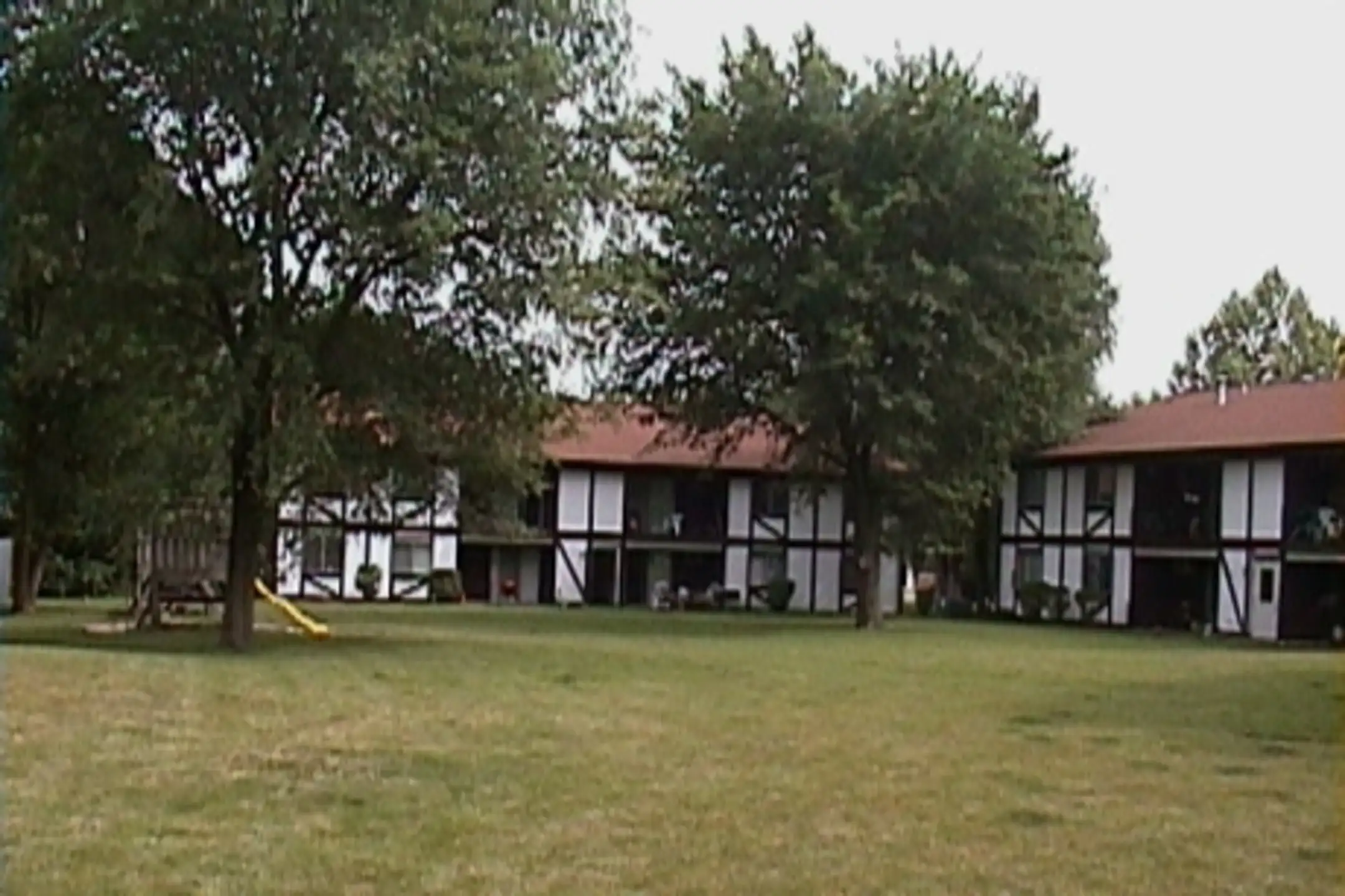 Tudor Park Apartments Apartments Morris, IL 60450