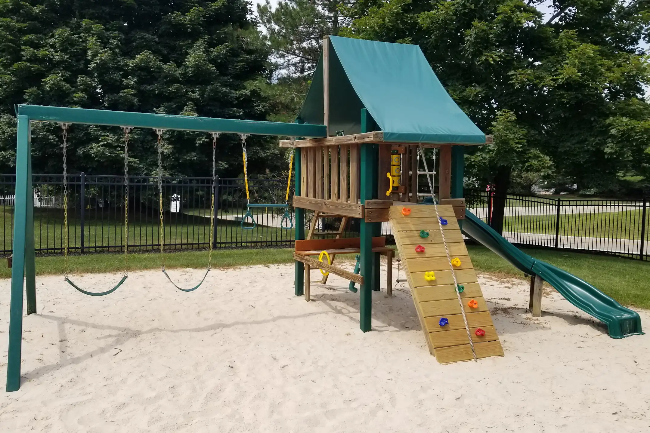 Playground - The Highlands Of Heritage Woods - Copley, OH
