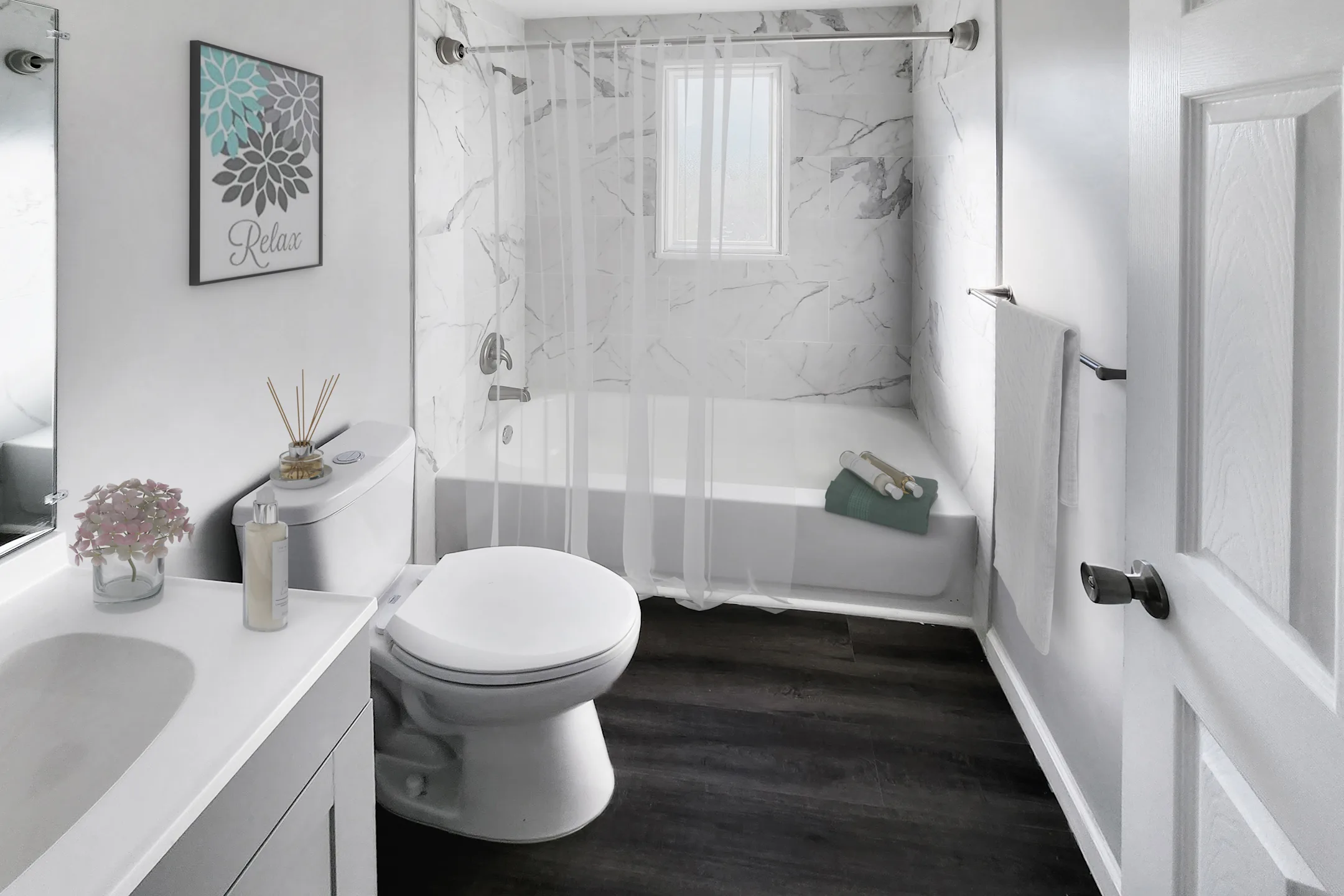 Bathroom - Seneca Oaks Apartments - Youngstown, OH