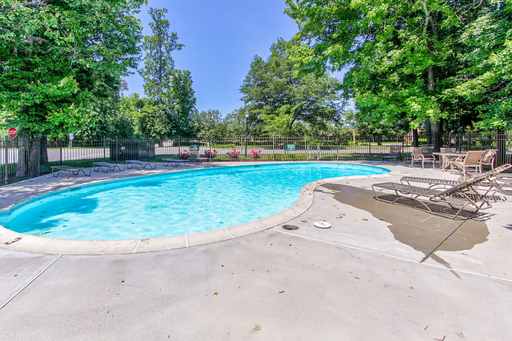 Woodbriar 208 Crosswinds Dr Chesapeake, VA Apartments for Rent Rent.