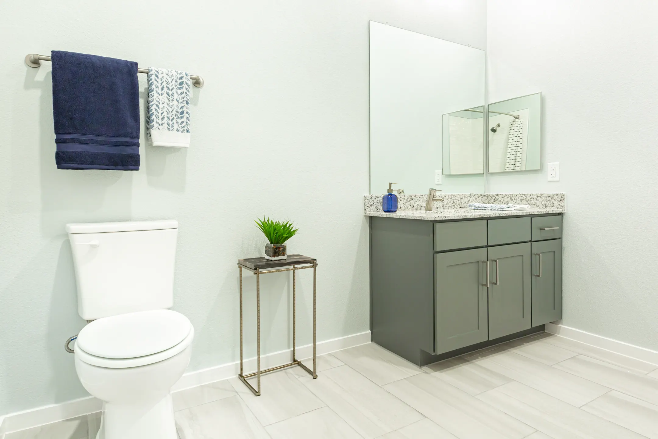 Bathroom - The Oaks in Dallas (Active 62+ Living Community) - Dallas, TX